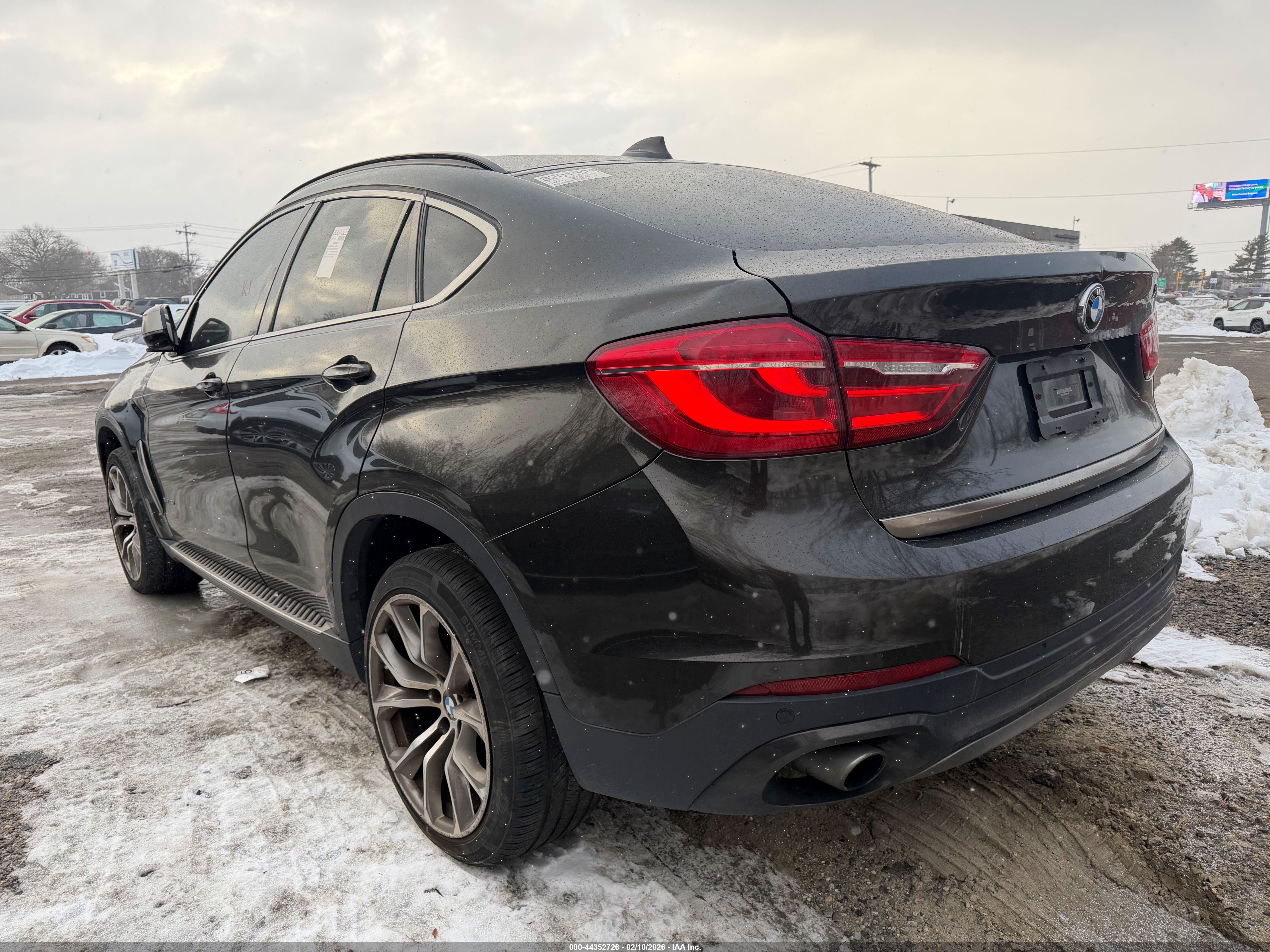 BMW X6 image 3