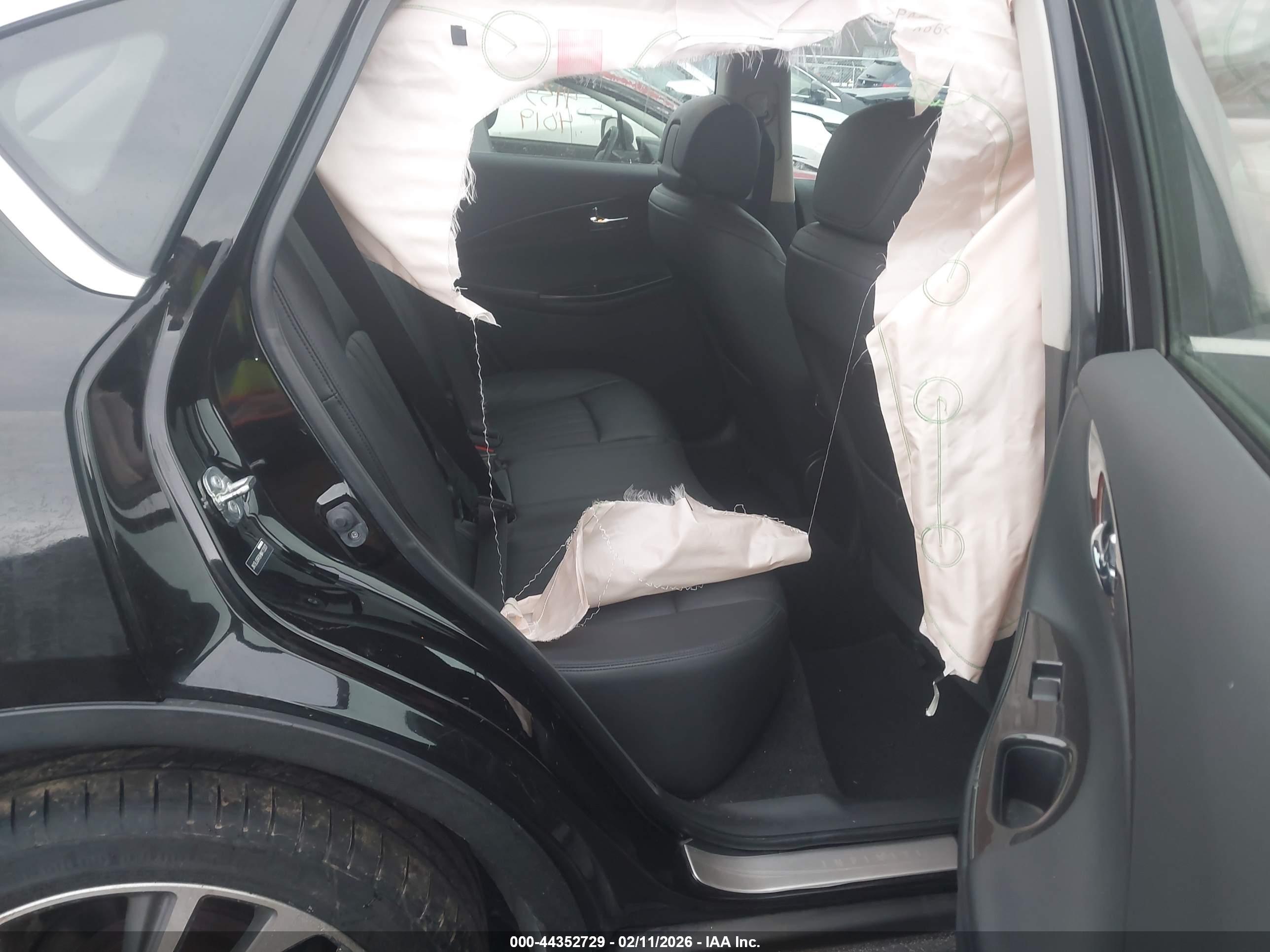 INFINITI QX50 image 8