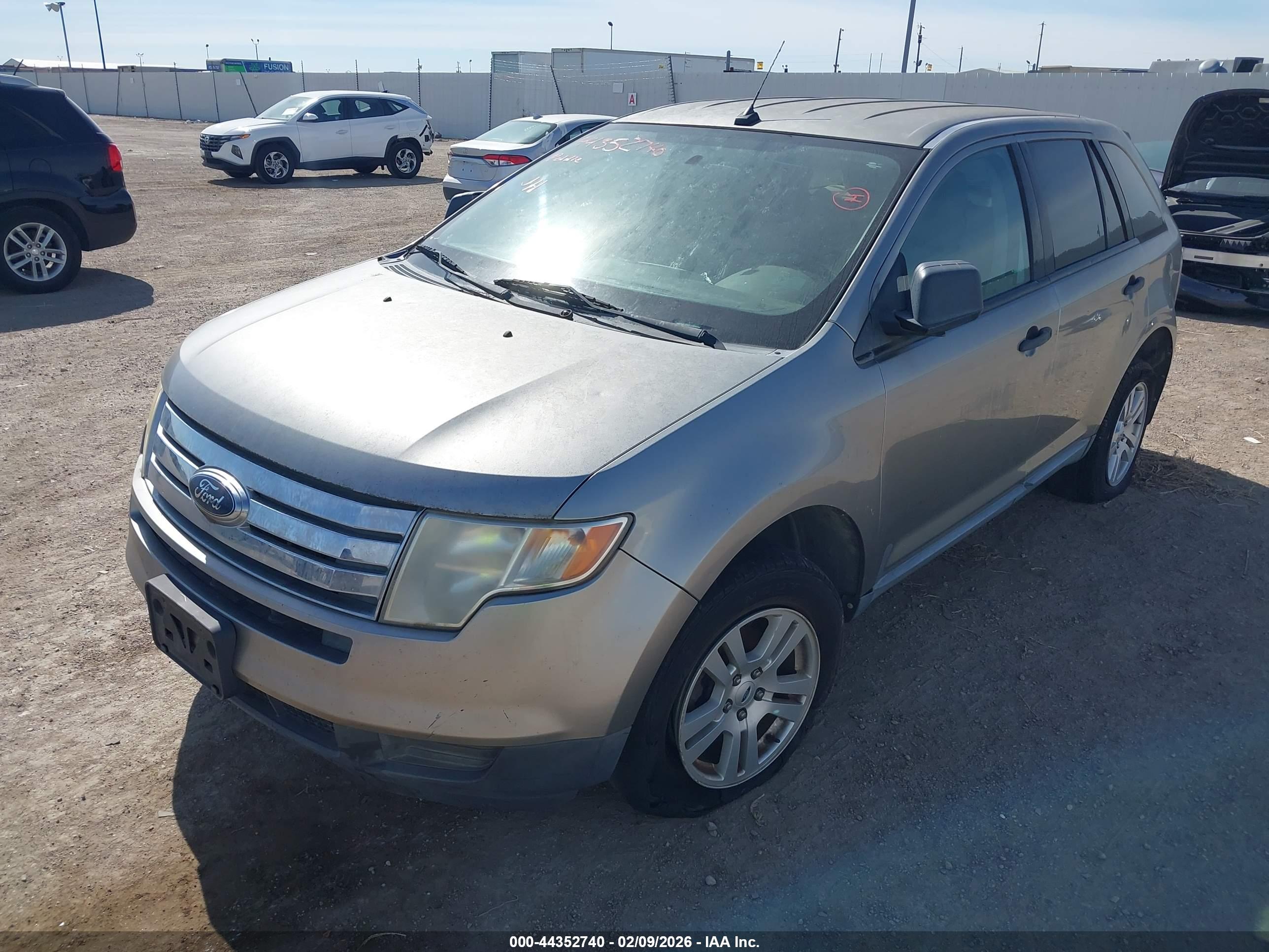 FORD EDGE image 2