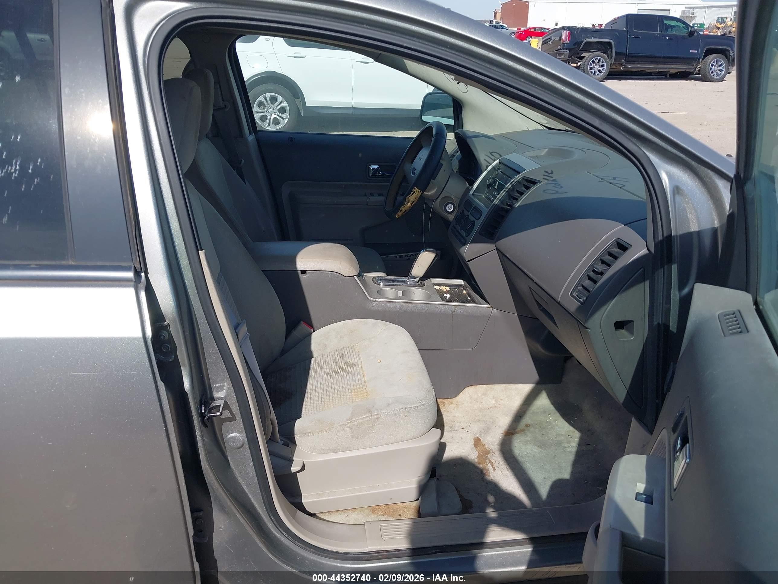 FORD EDGE image 5