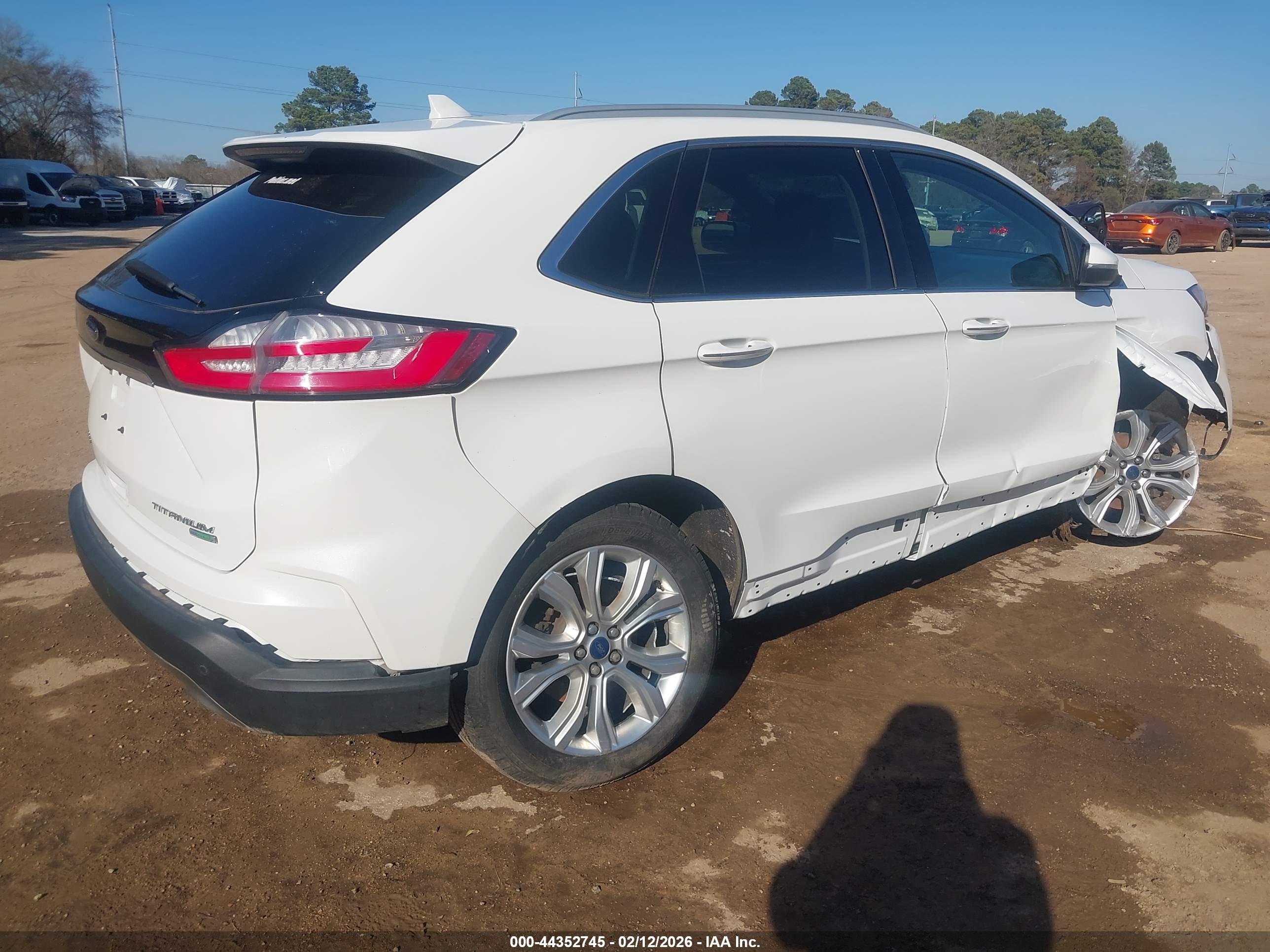FORD EDGE image 4
