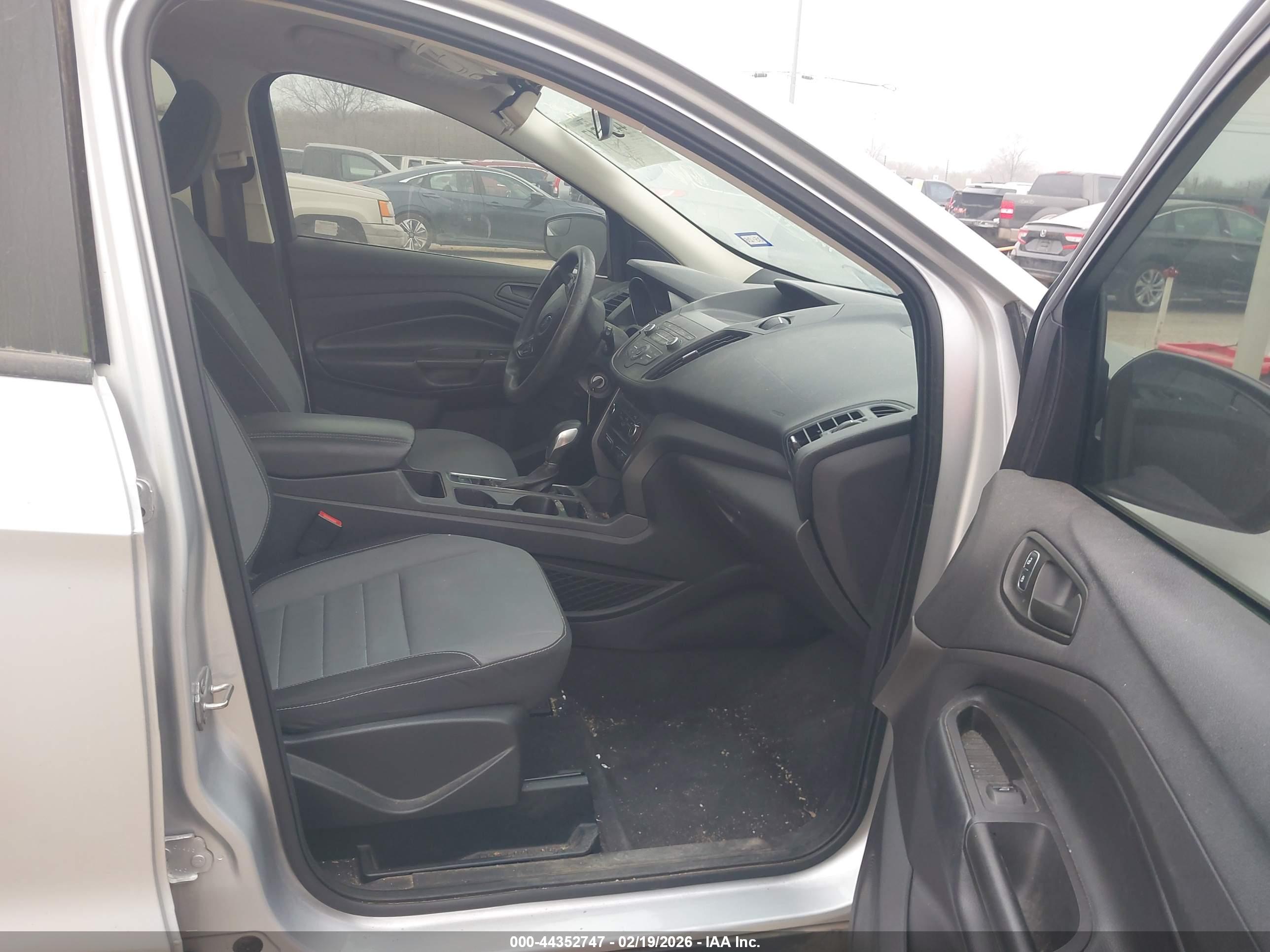 FORD ESCAPE image 5