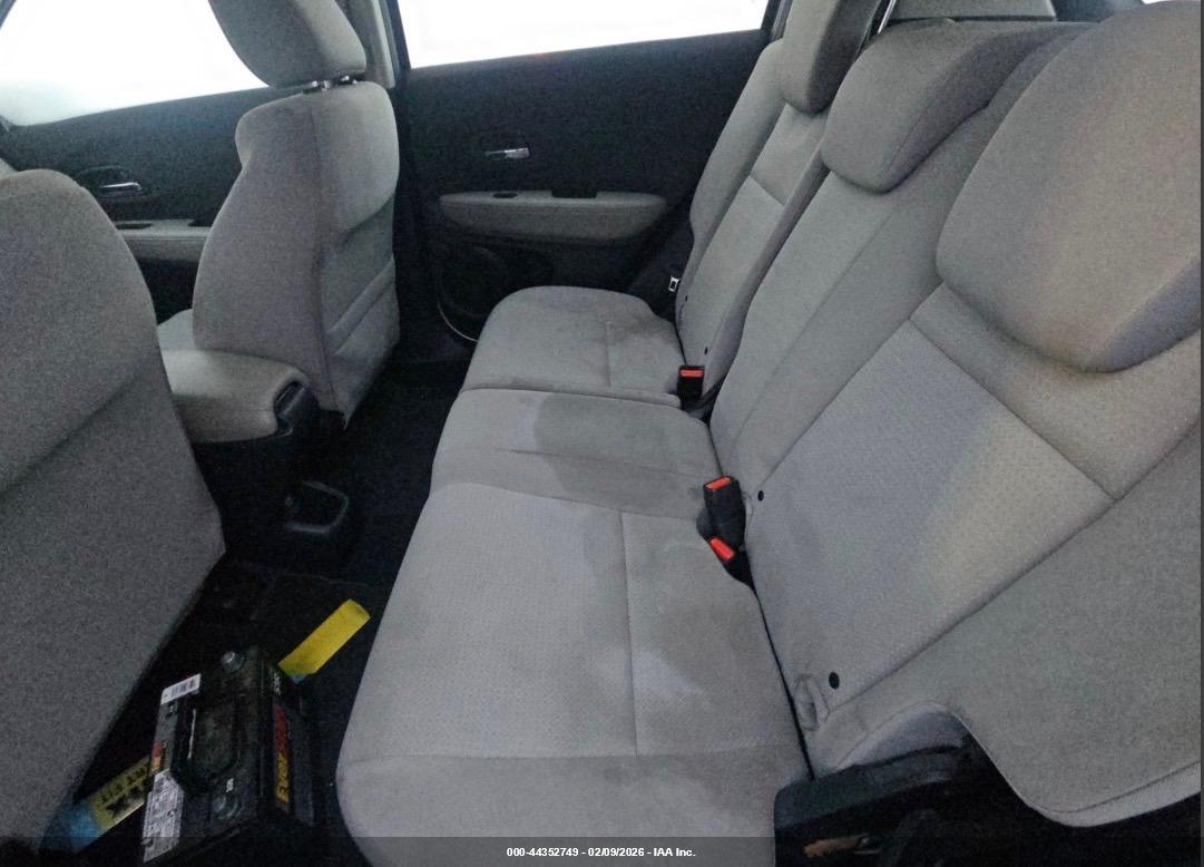 HONDA HR-V image 8