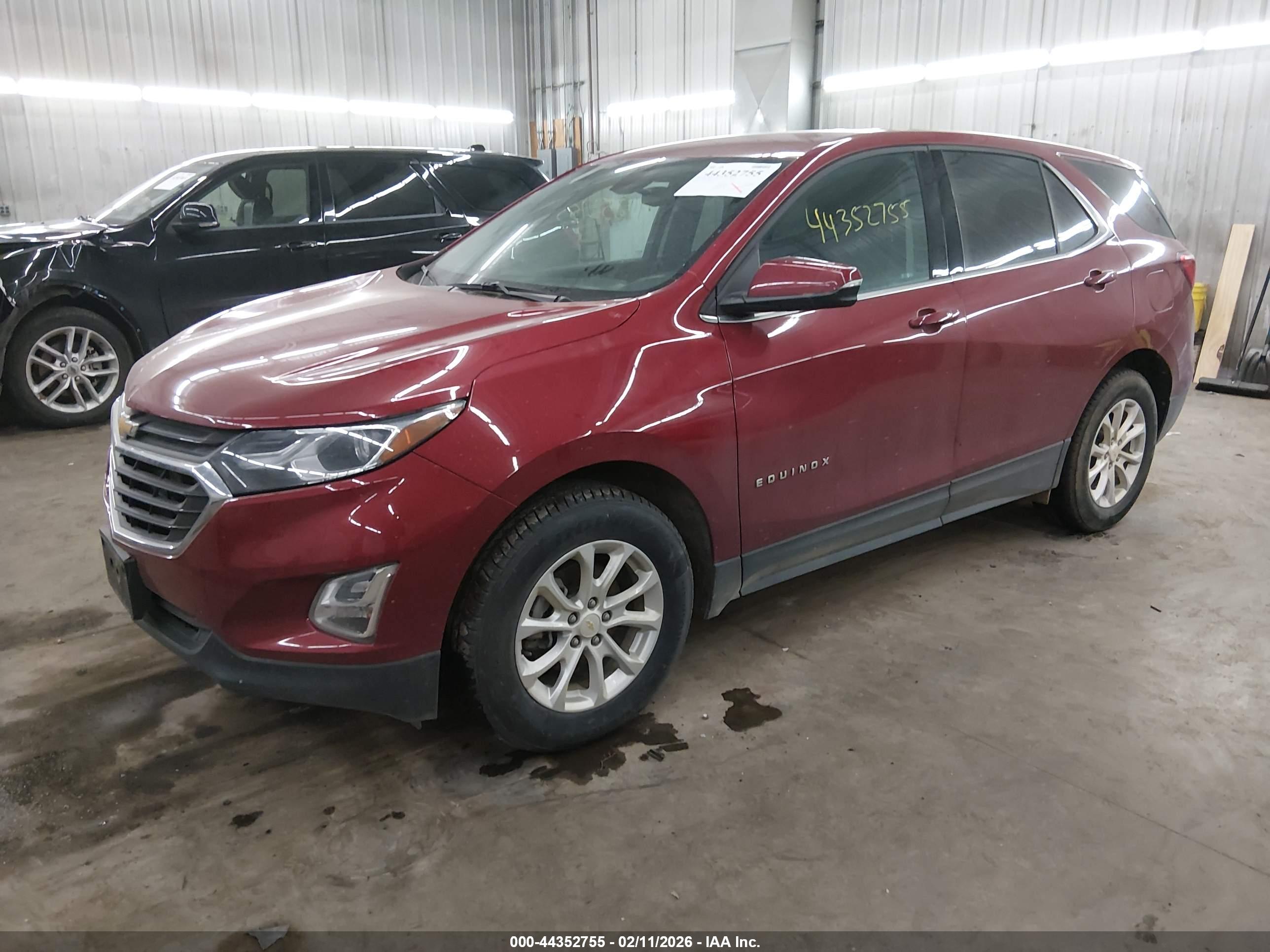 CHEVROLET EQUINOX image 2