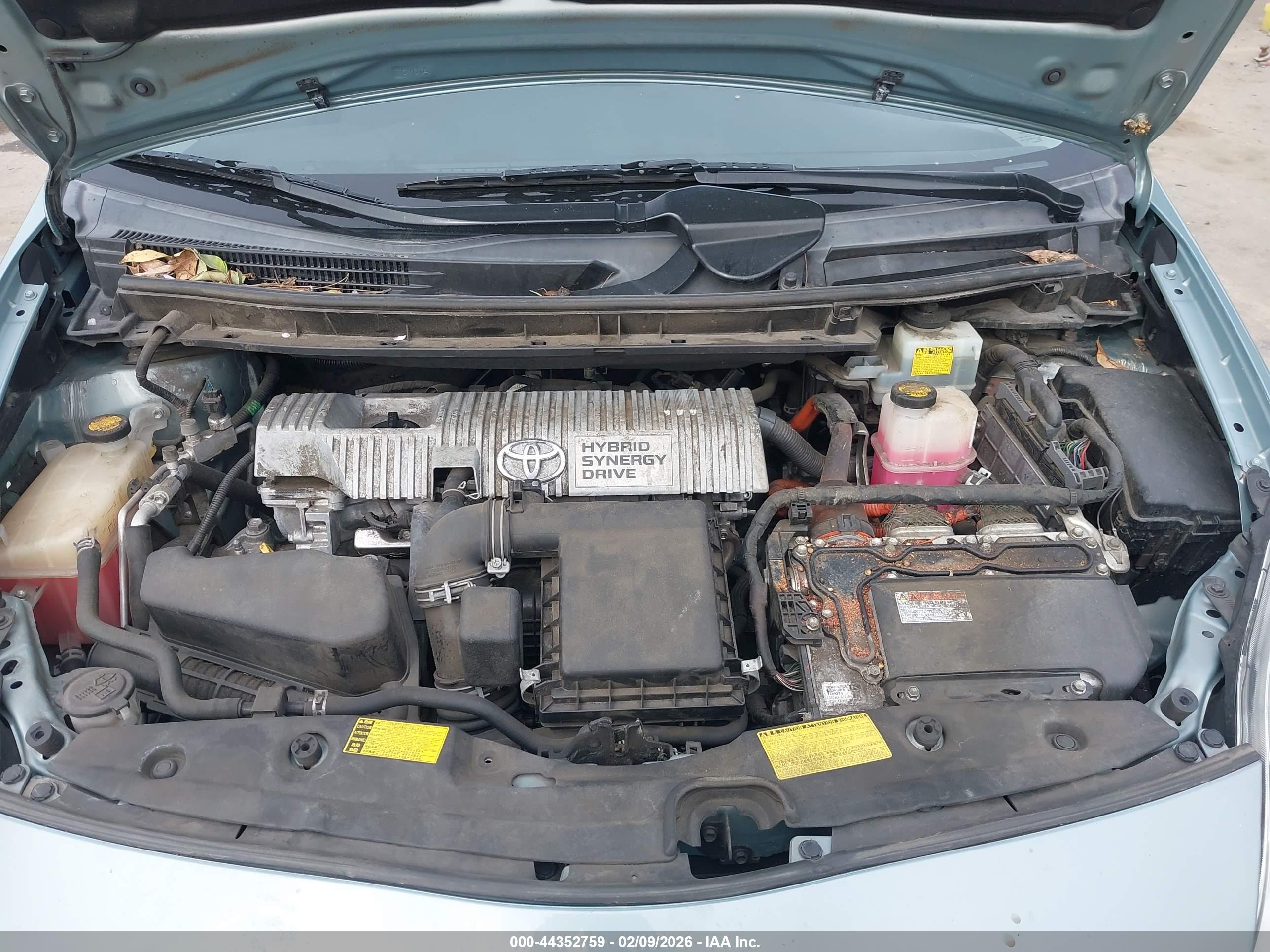 TOYOTA PRIUS image 10