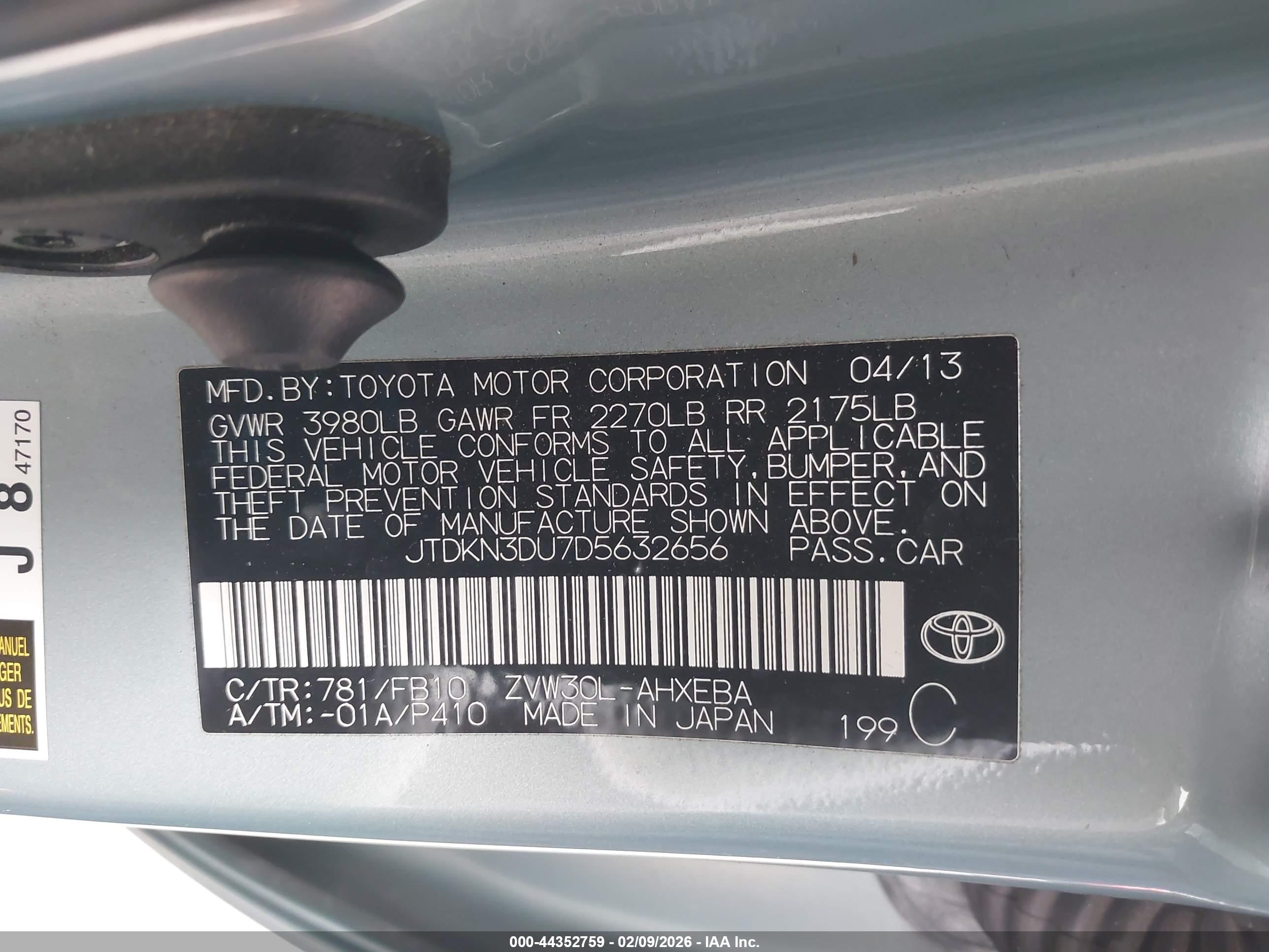 TOYOTA PRIUS image 9