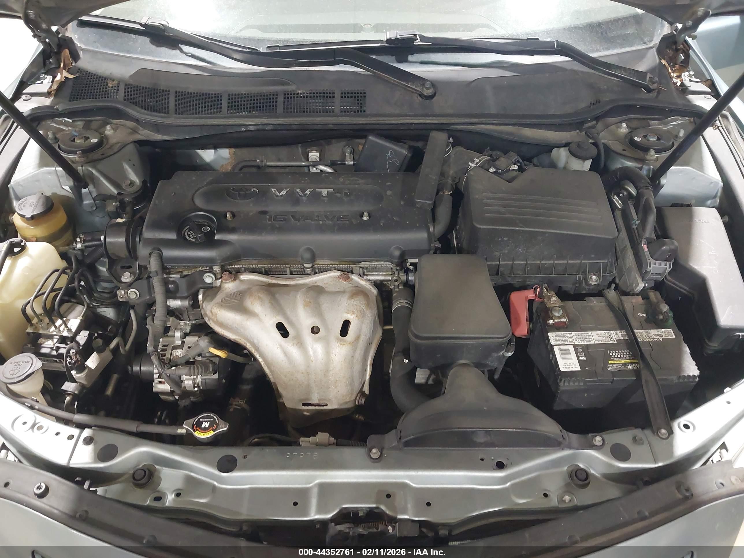 TOYOTA CAMRY image 10