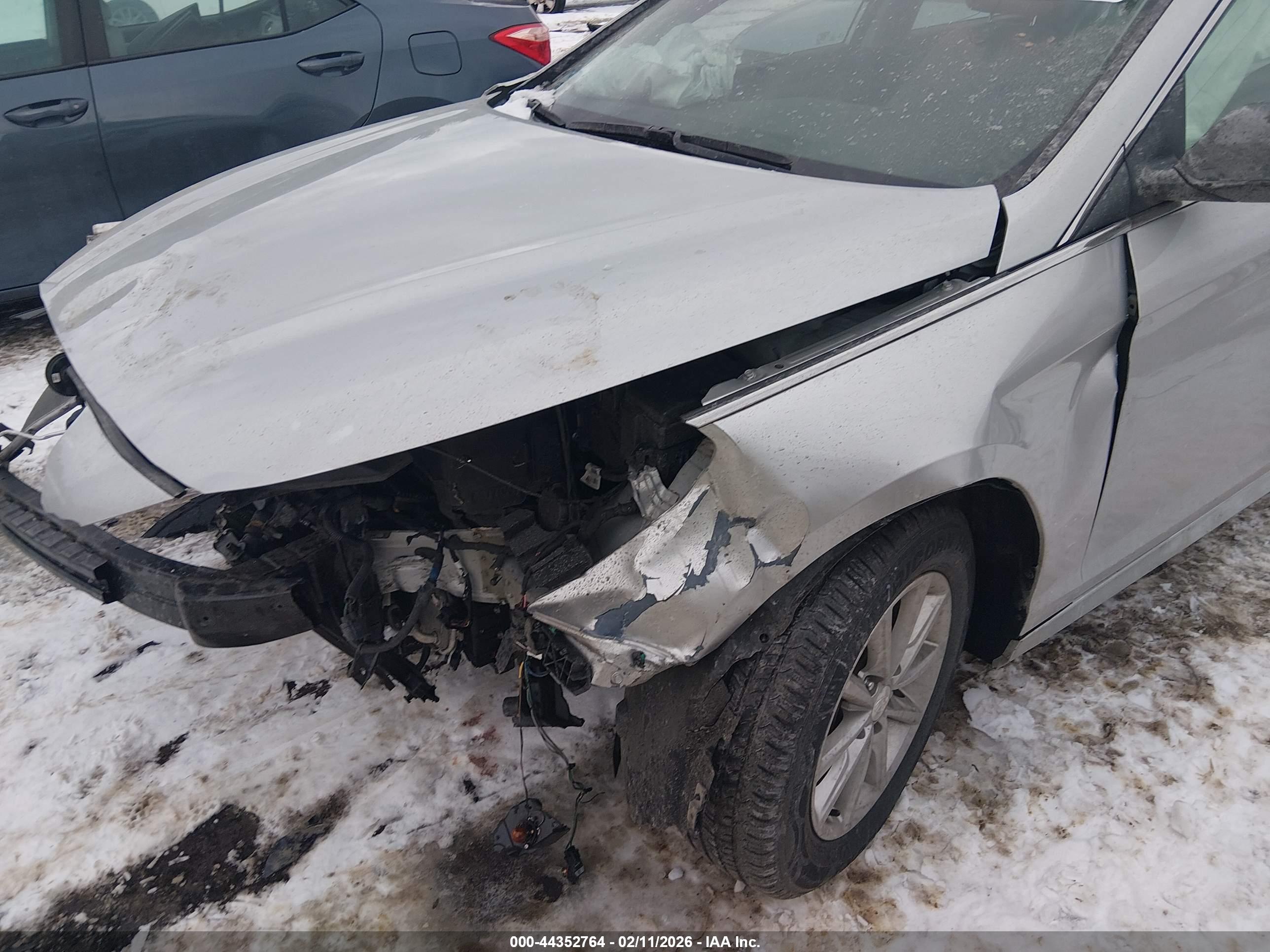 HYUNDAI SONATA image 6