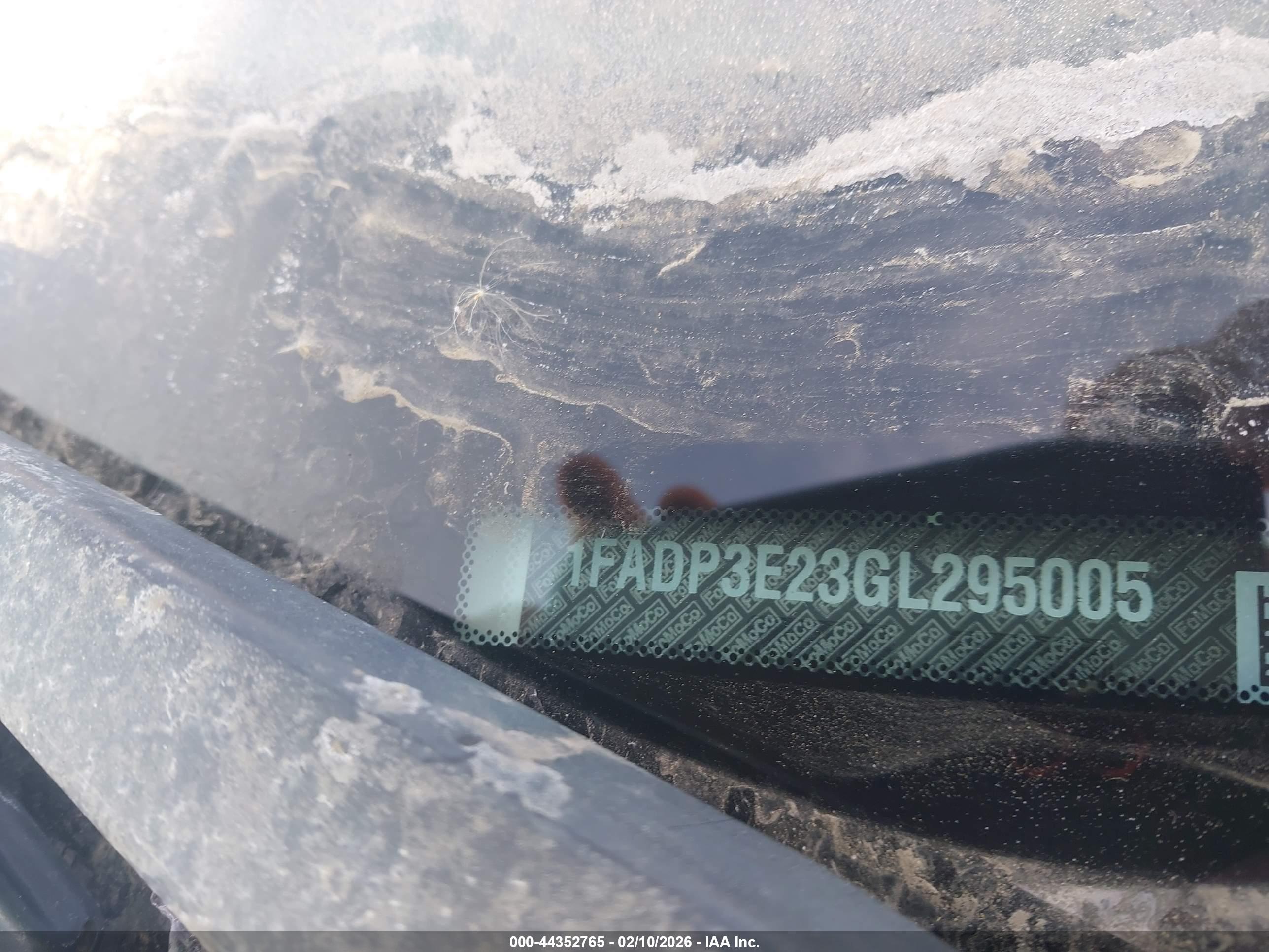 FORD FOCUS image 9