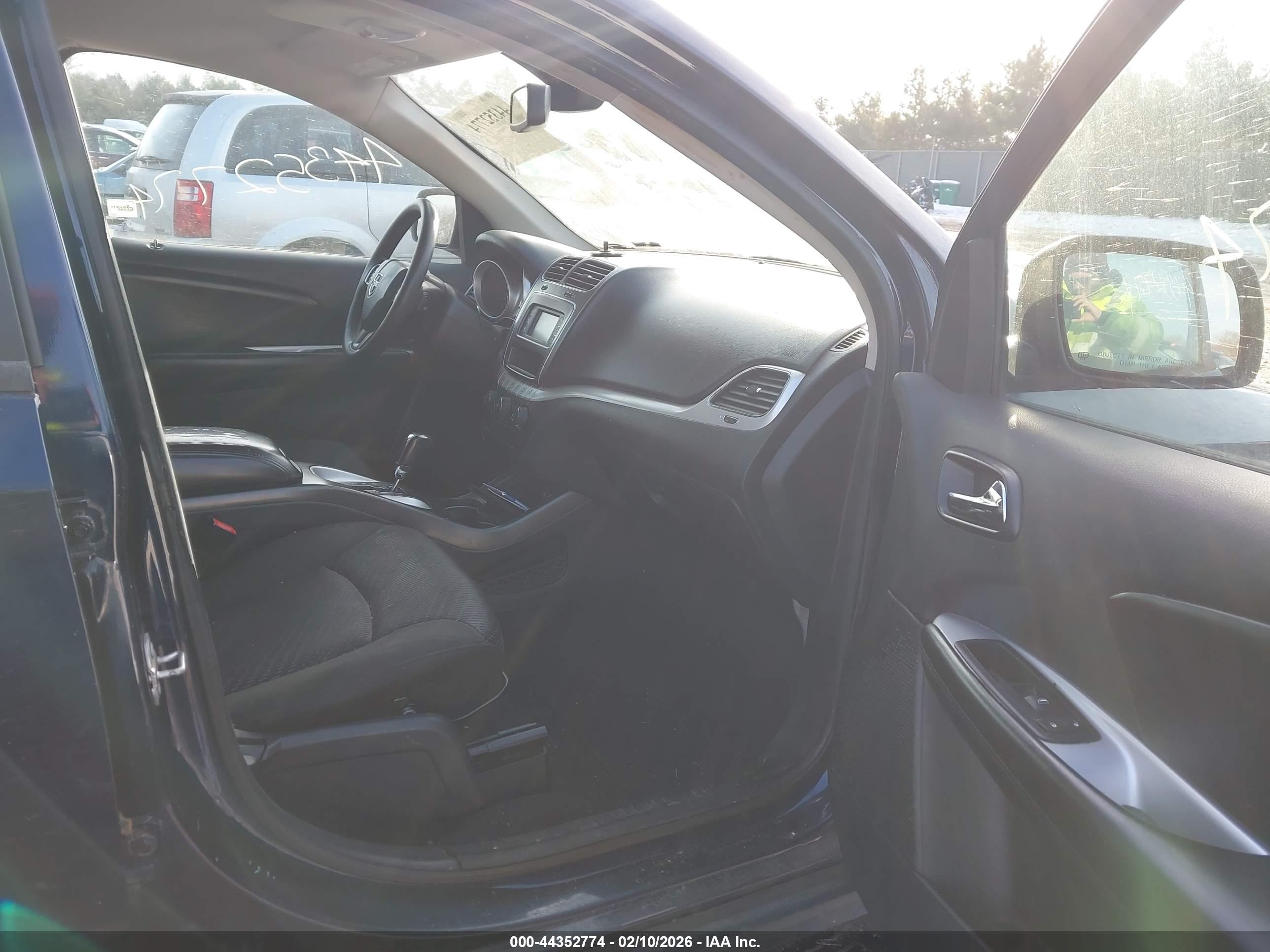 DODGE JOURNEY image 5