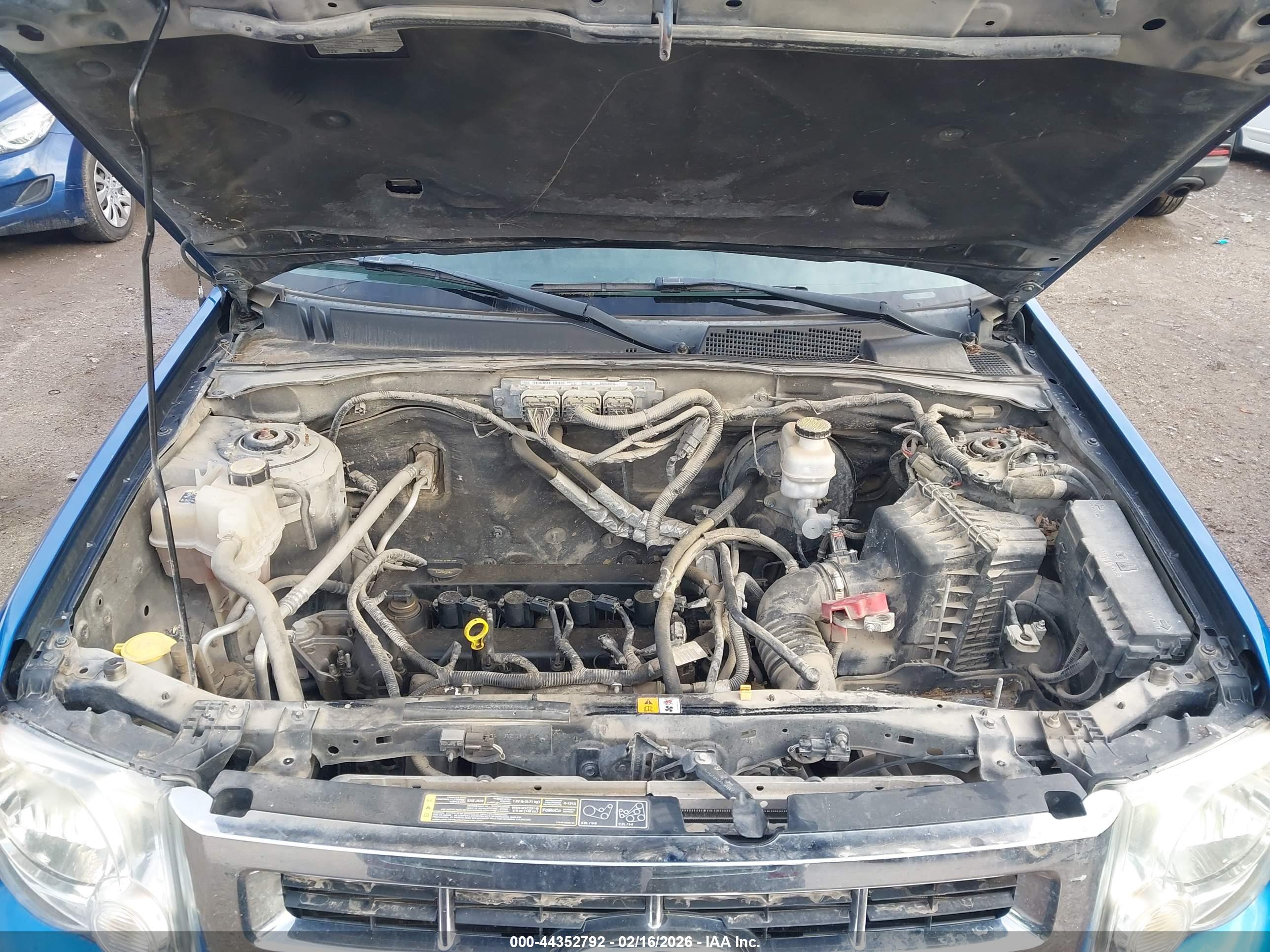 FORD ESCAPE image 10