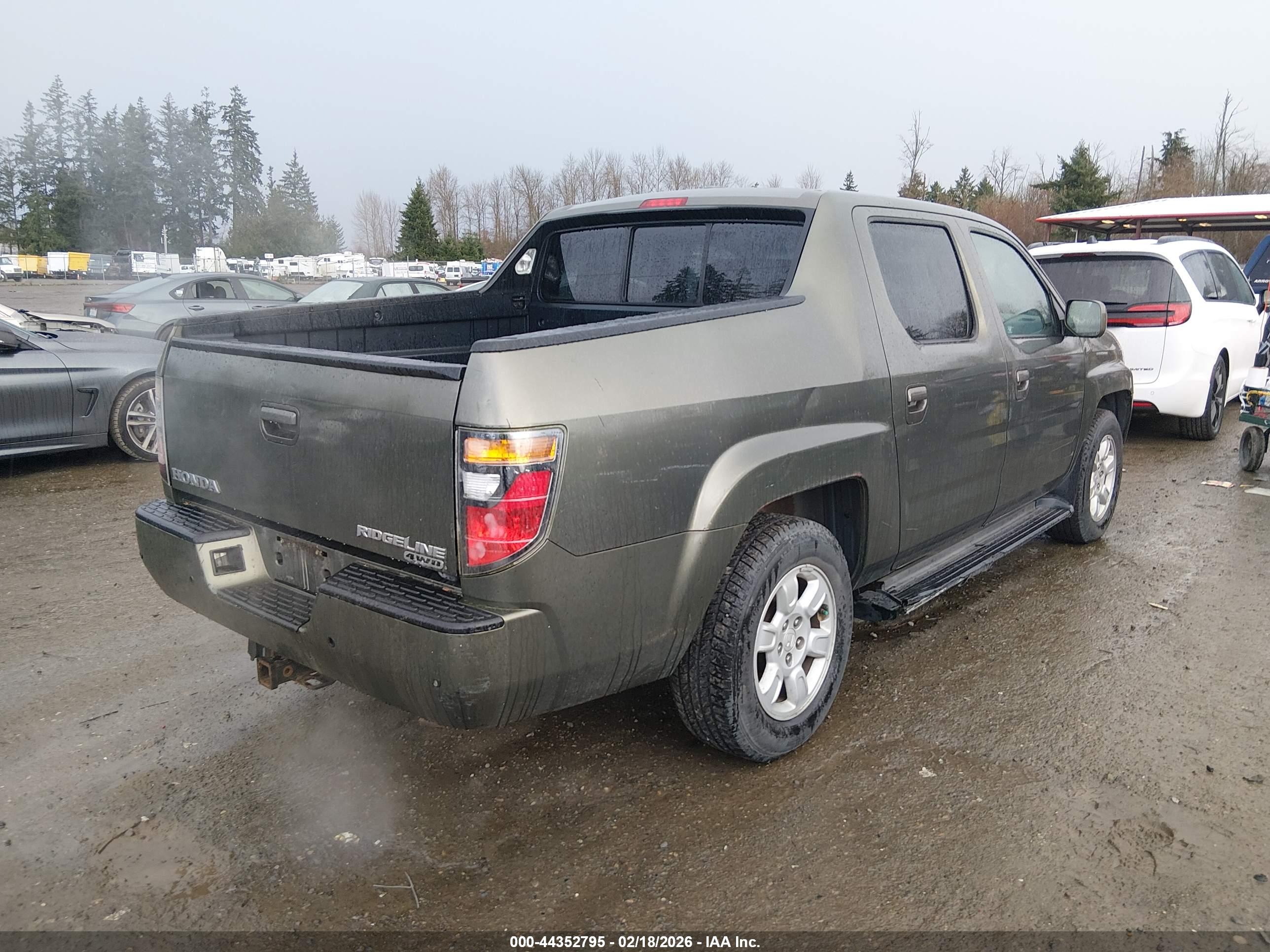 HONDA RIDGELINE image 4