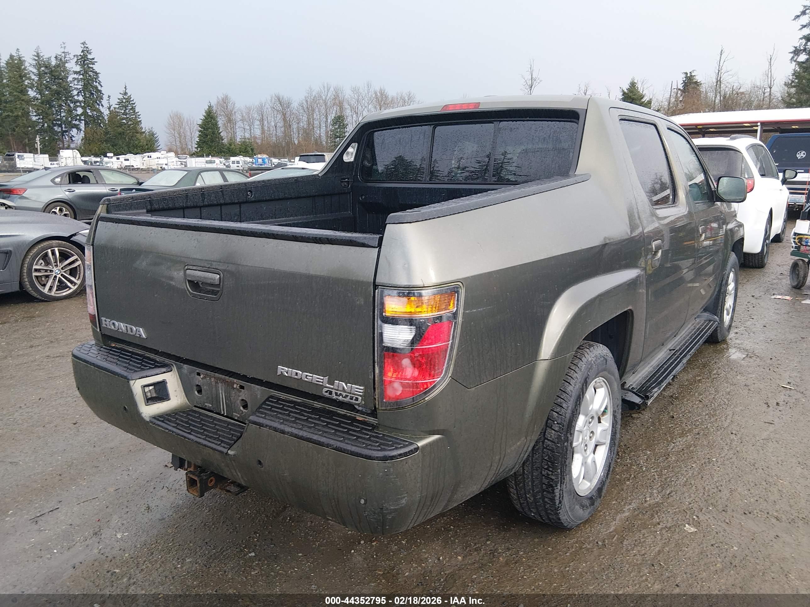 HONDA RIDGELINE image 6