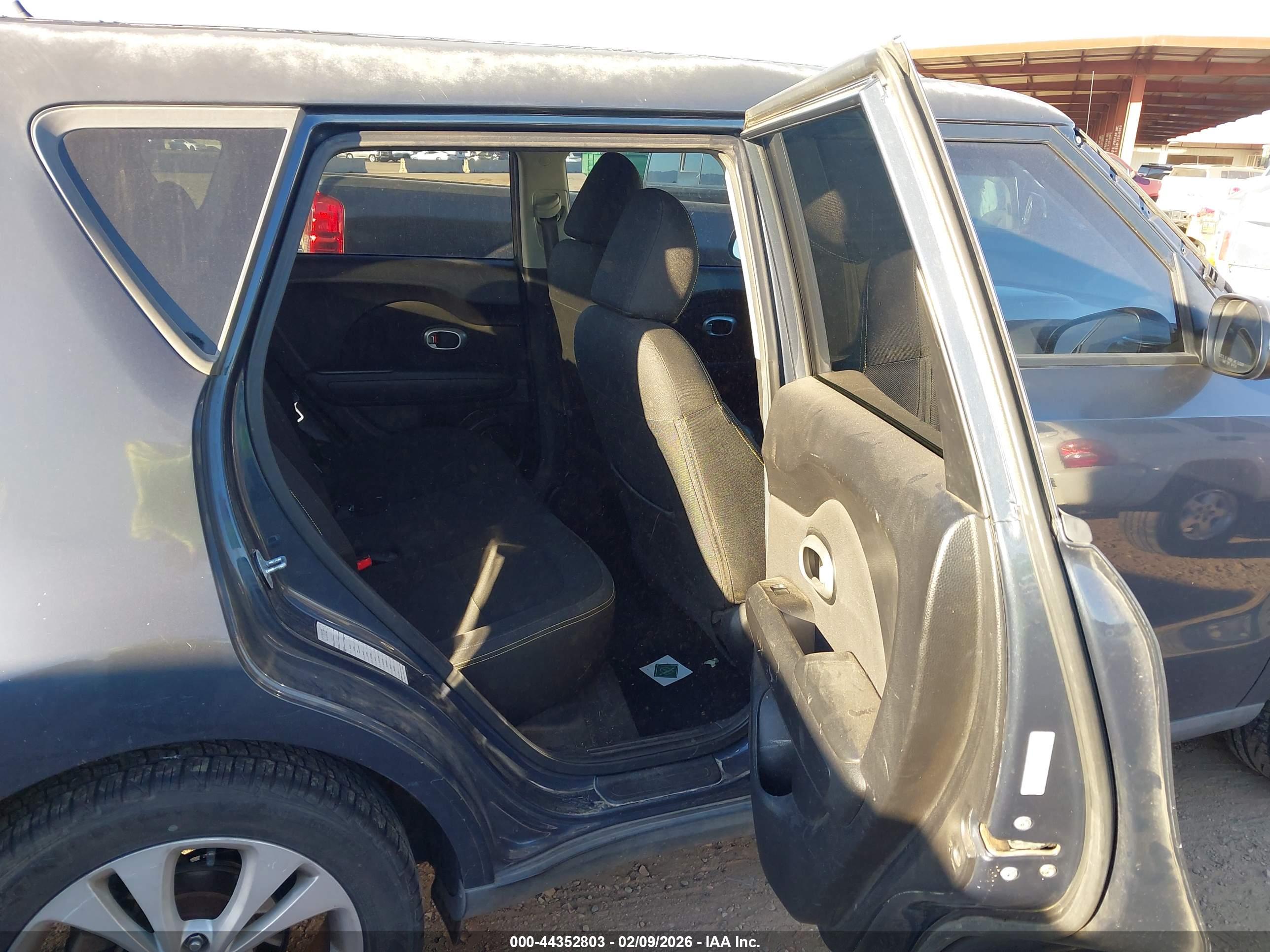 KIA SOUL image 8