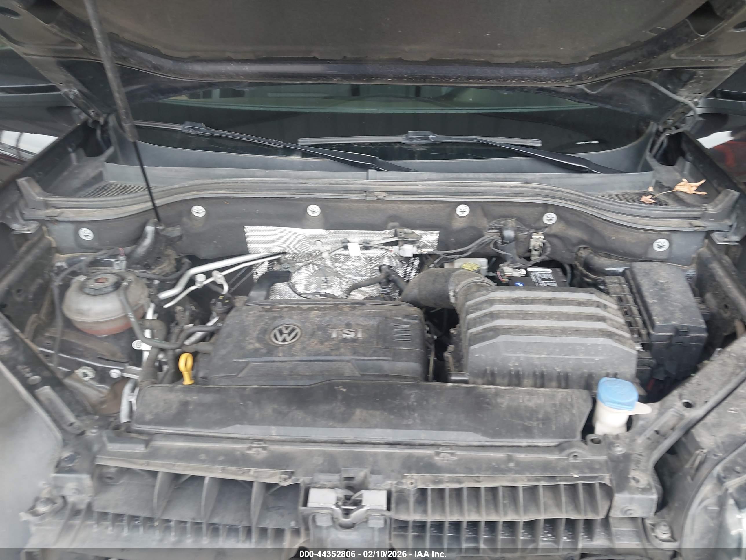 VOLKSWAGEN ATLAS image 10