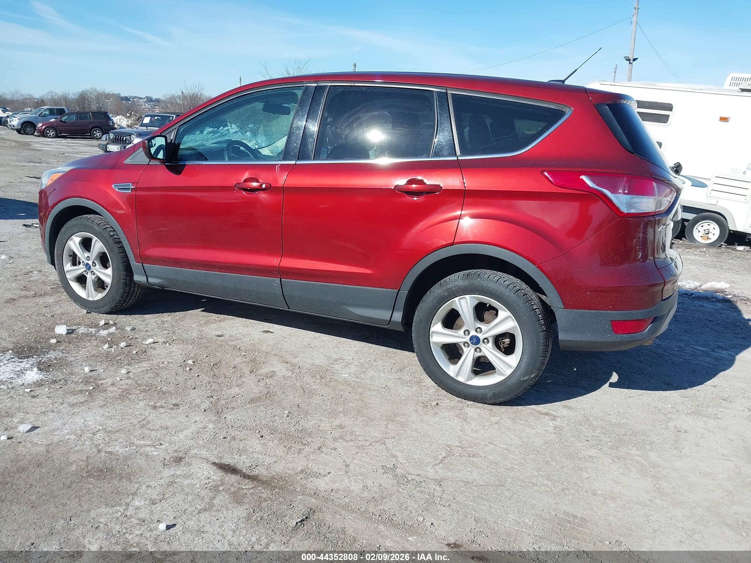 FORD ESCAPE image 3