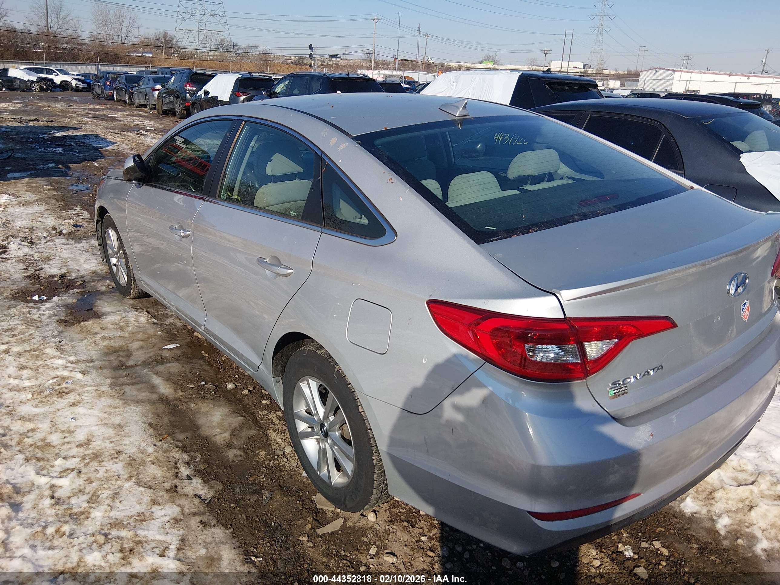 HYUNDAI SONATA image 3