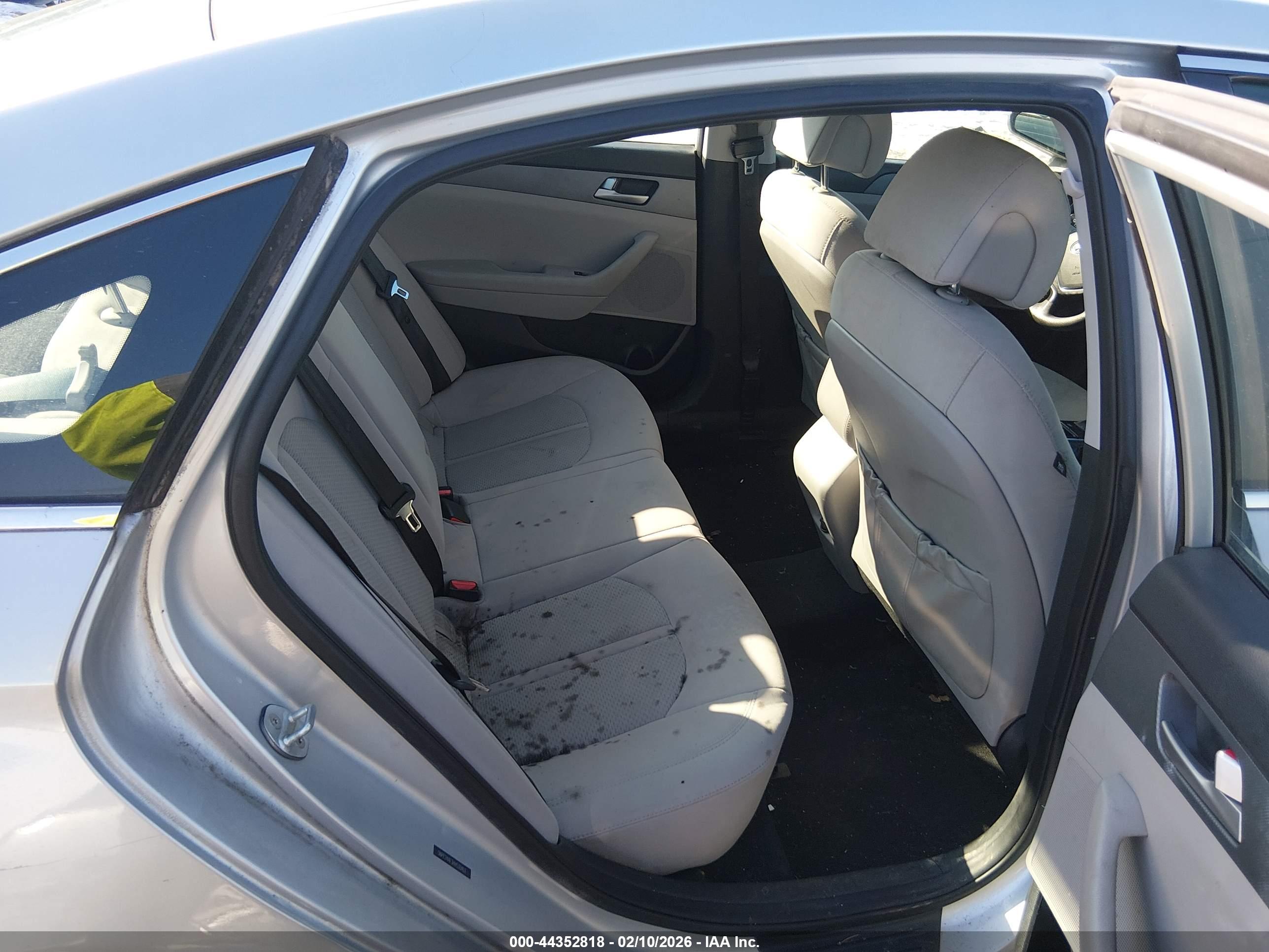 HYUNDAI SONATA image 8