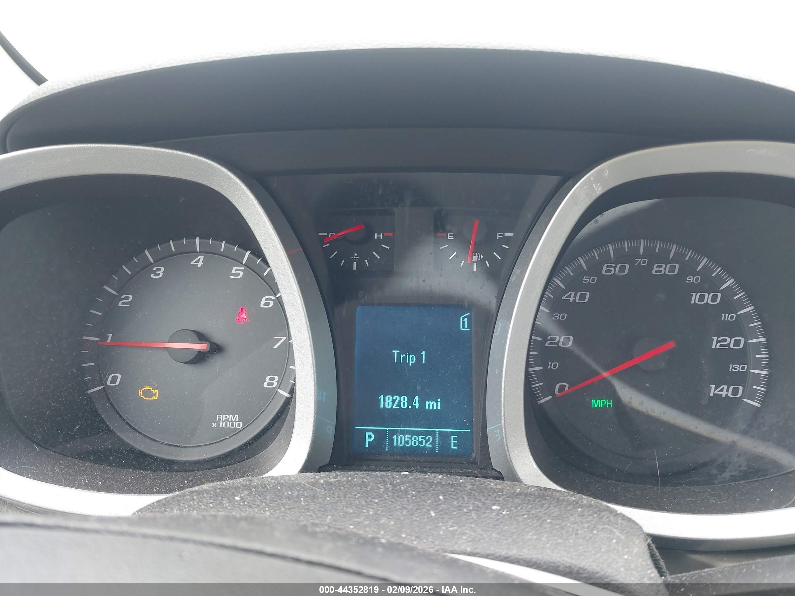 CHEVROLET EQUINOX image 7