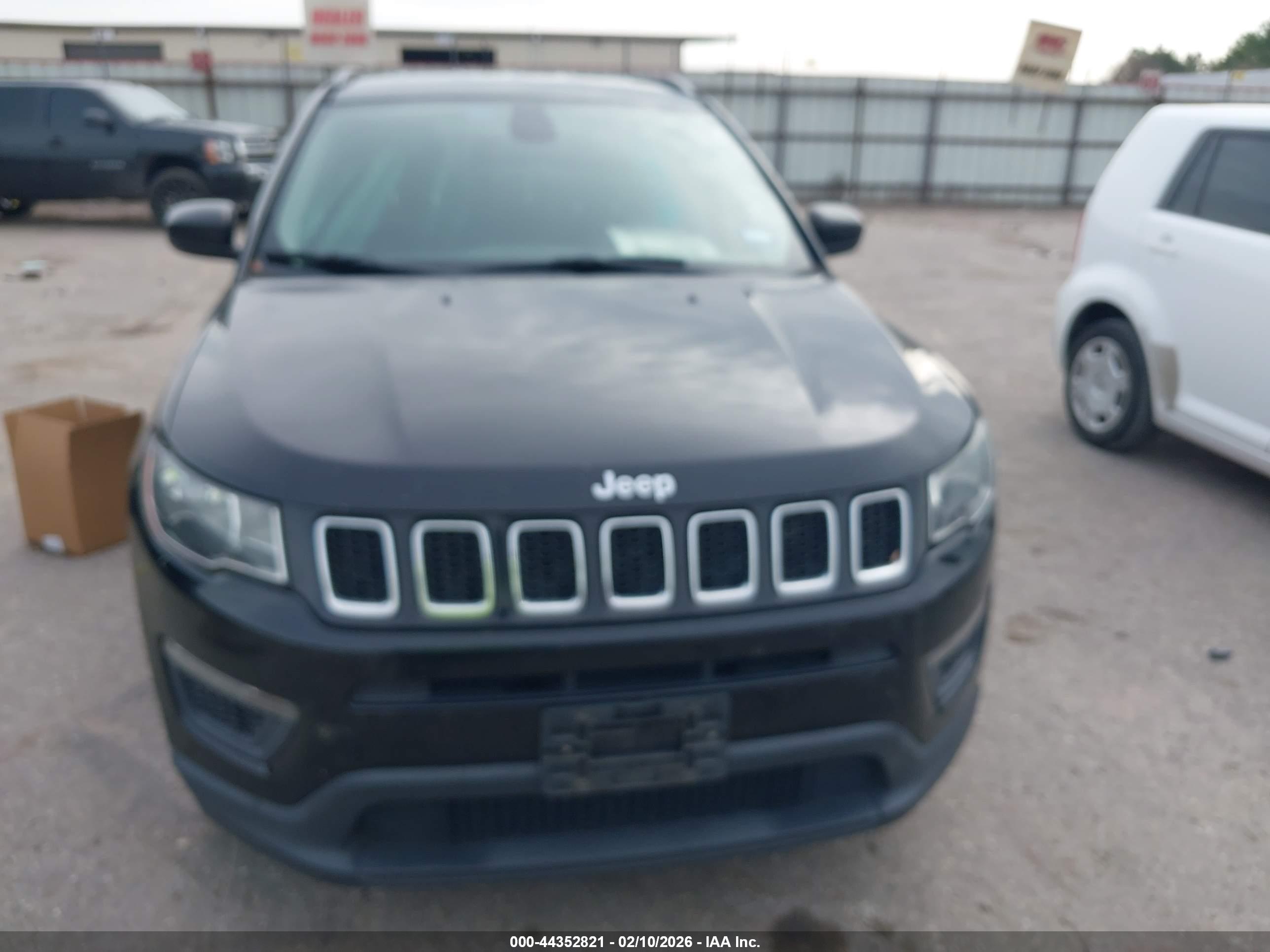 JEEP NEW image 6