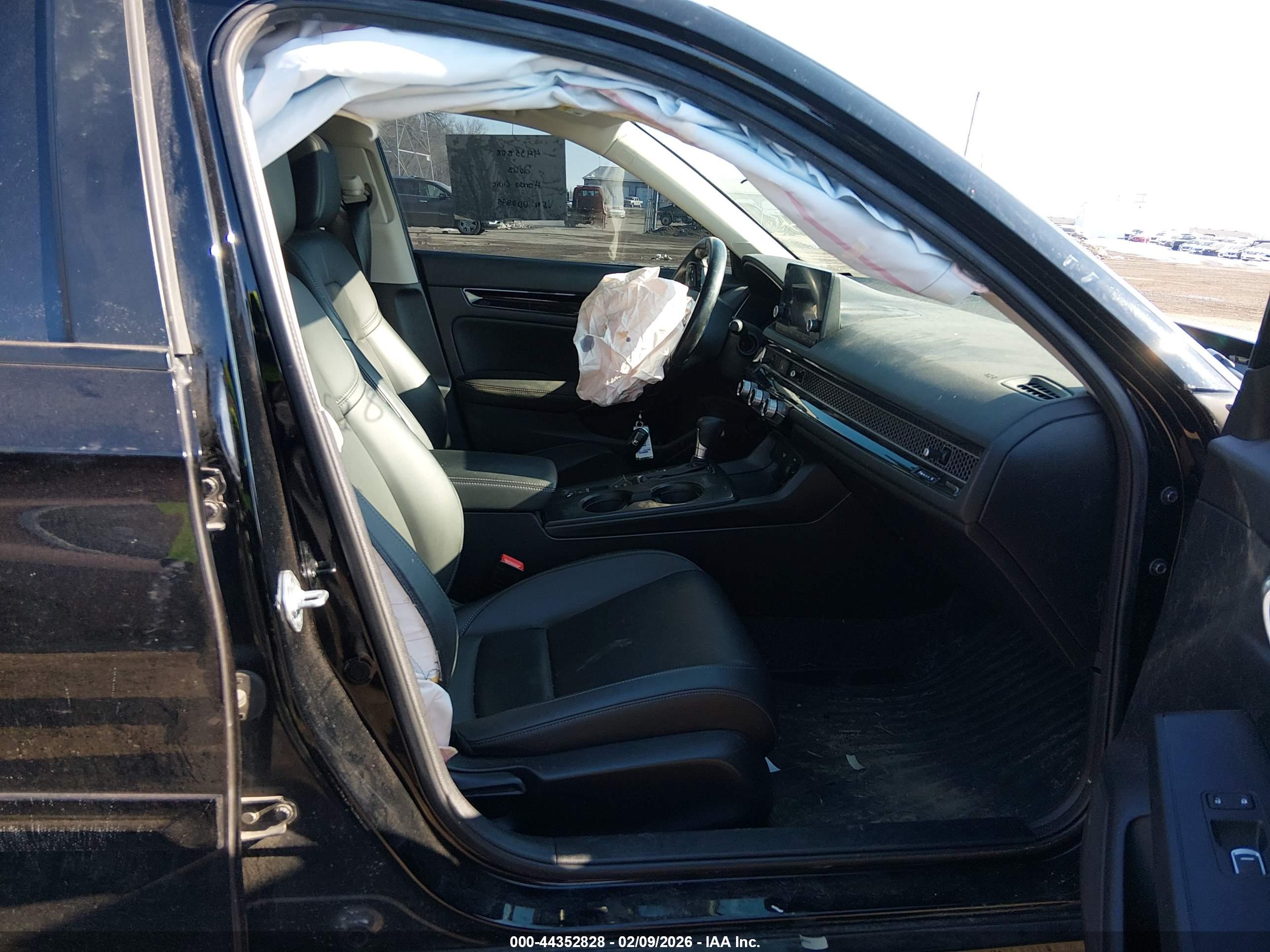 HONDA CIVIC image 5