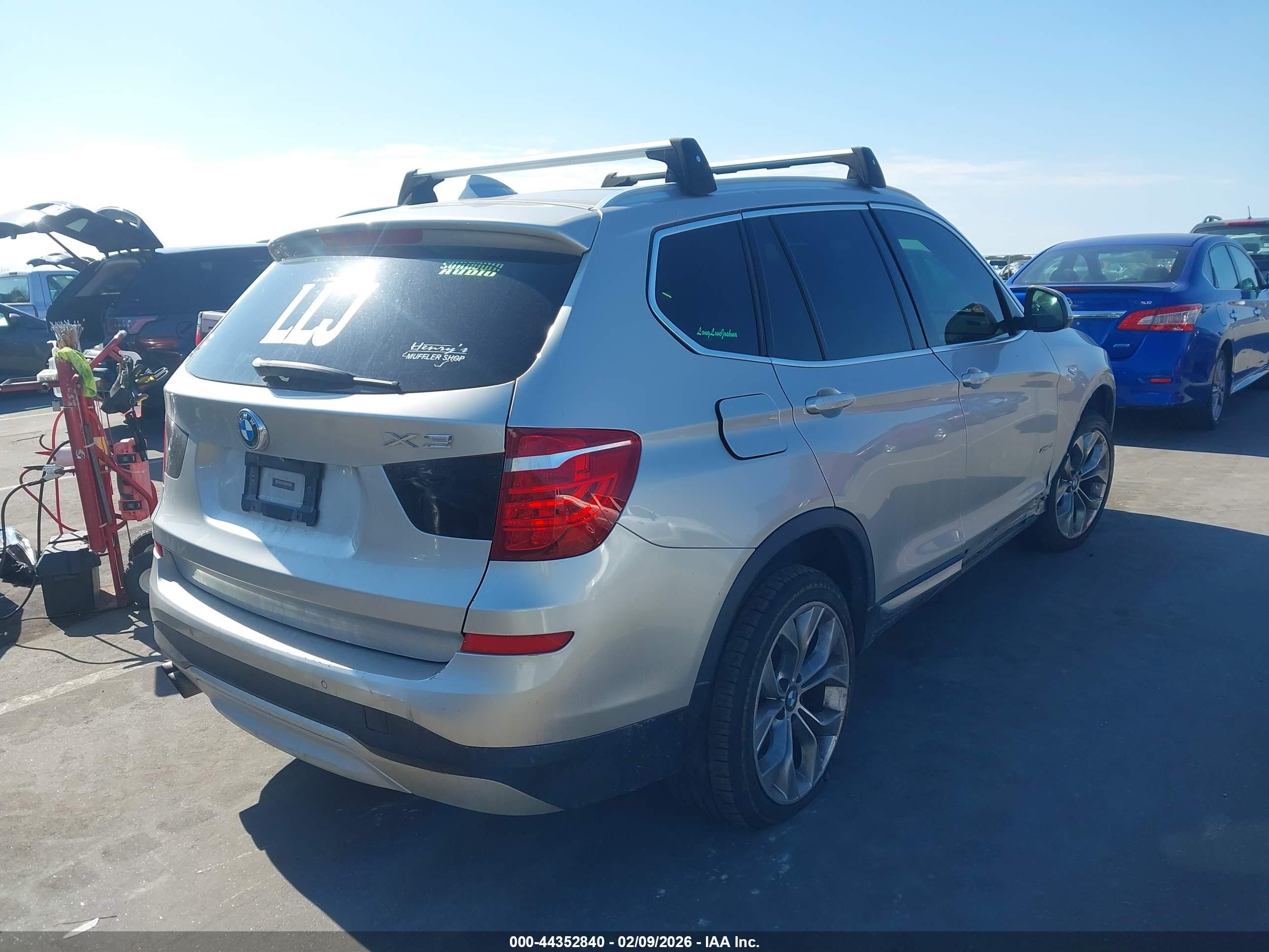 BMW X3 image 4
