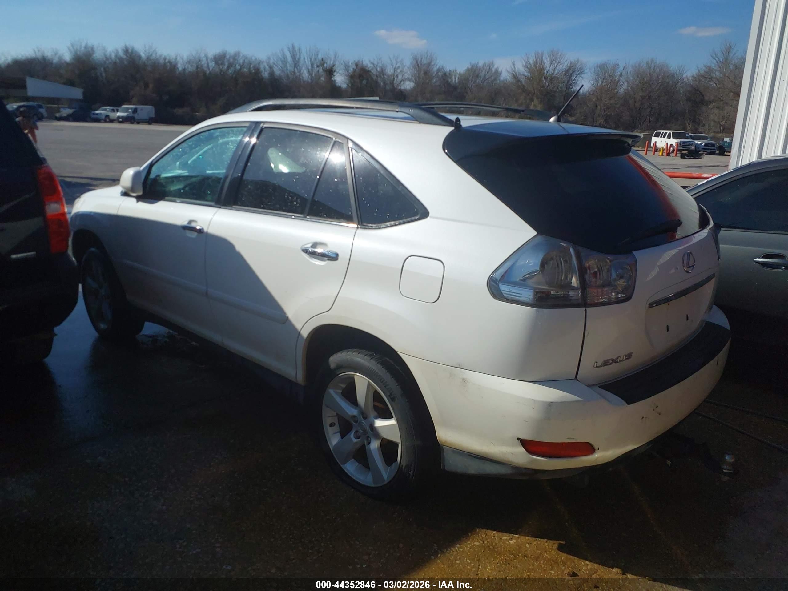 LEXUS RX image 3