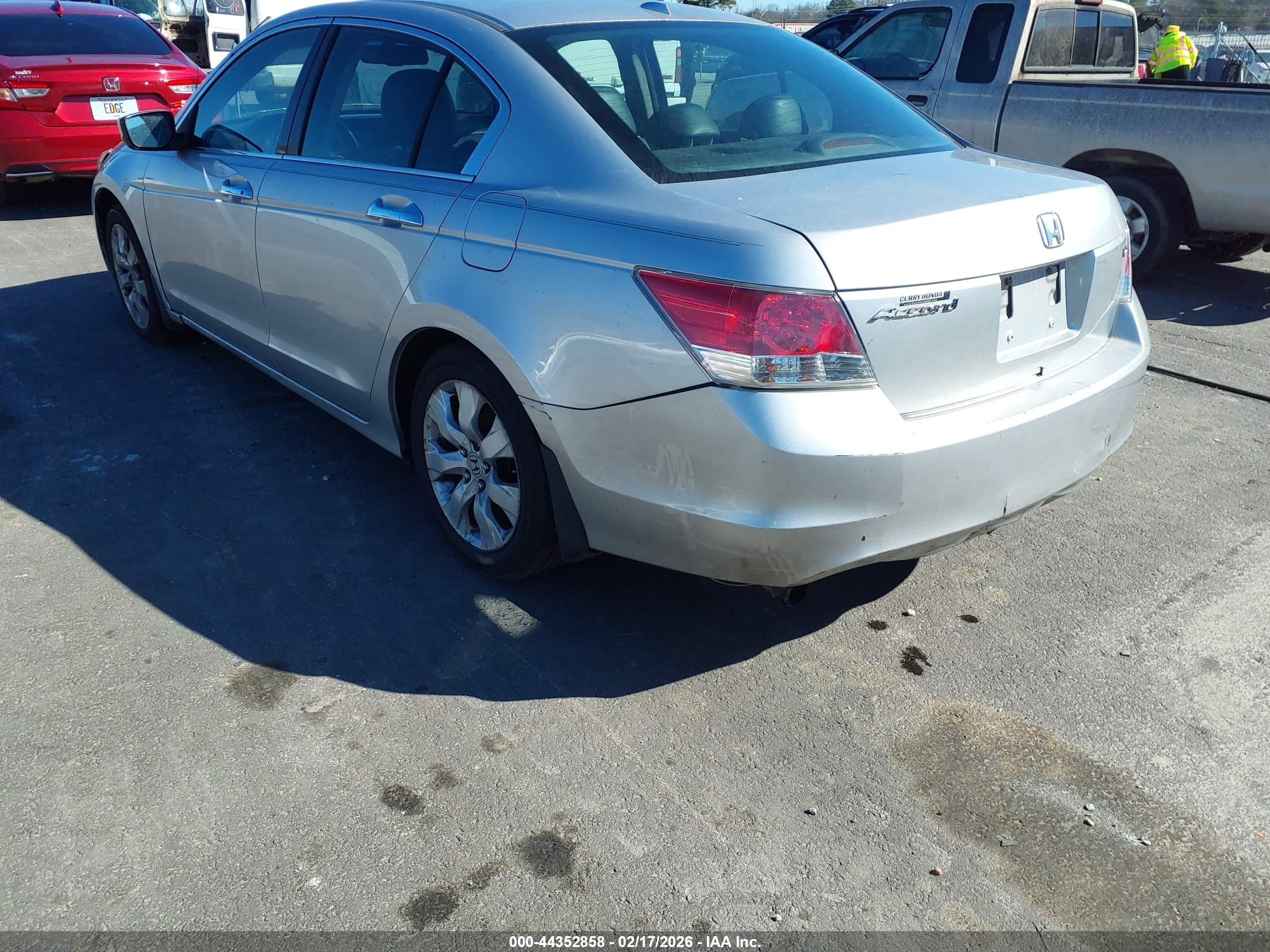 HONDA ACCORD image 3