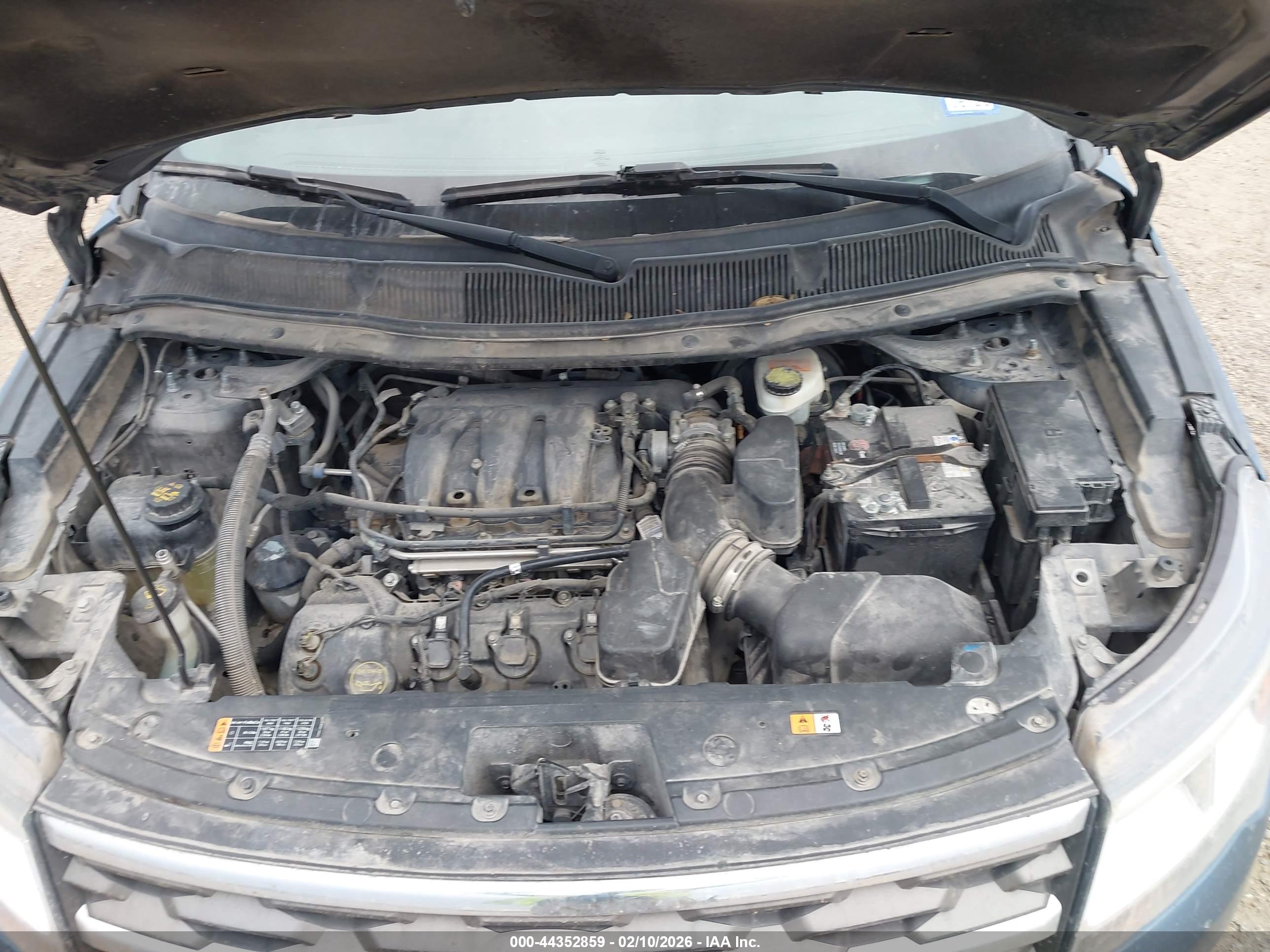 FORD EXPLORER image 10