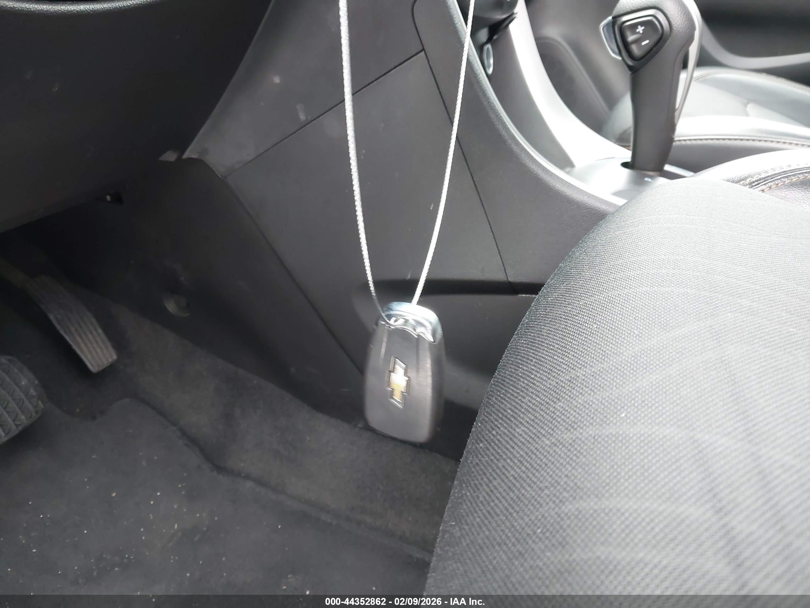 CHEVROLET TRAX image 11