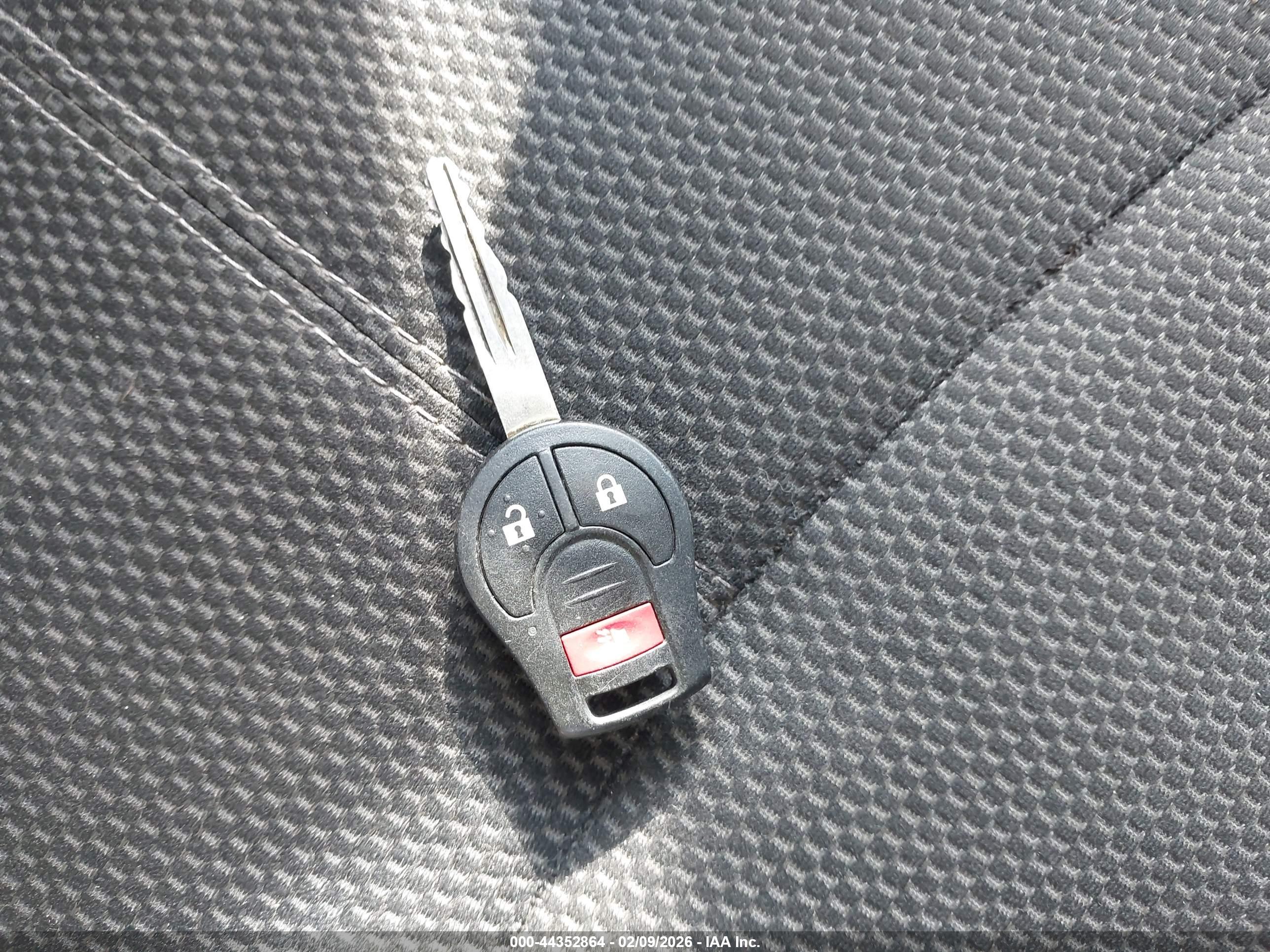 NISSAN SENTRA image 11
