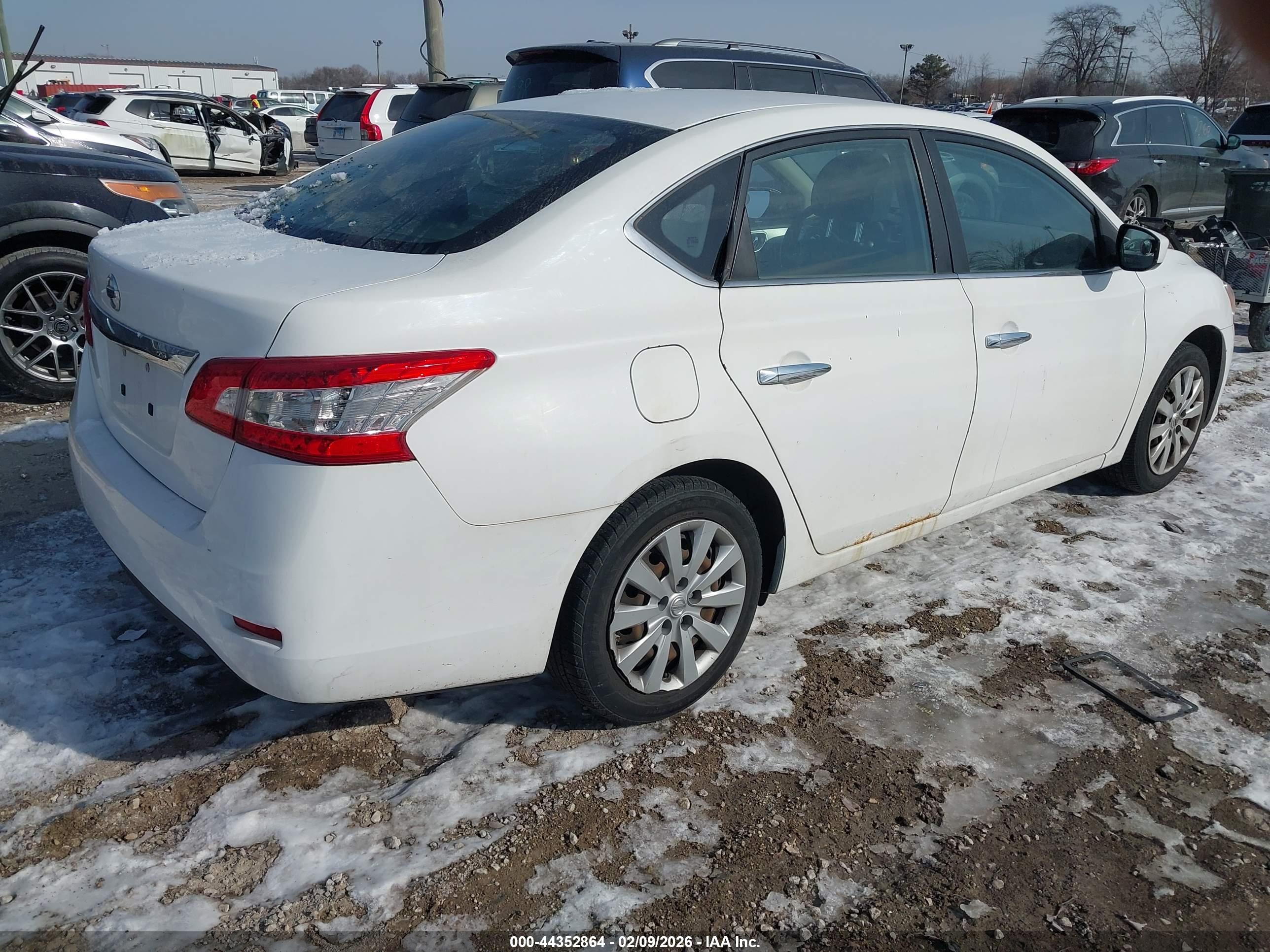 NISSAN SENTRA image 4