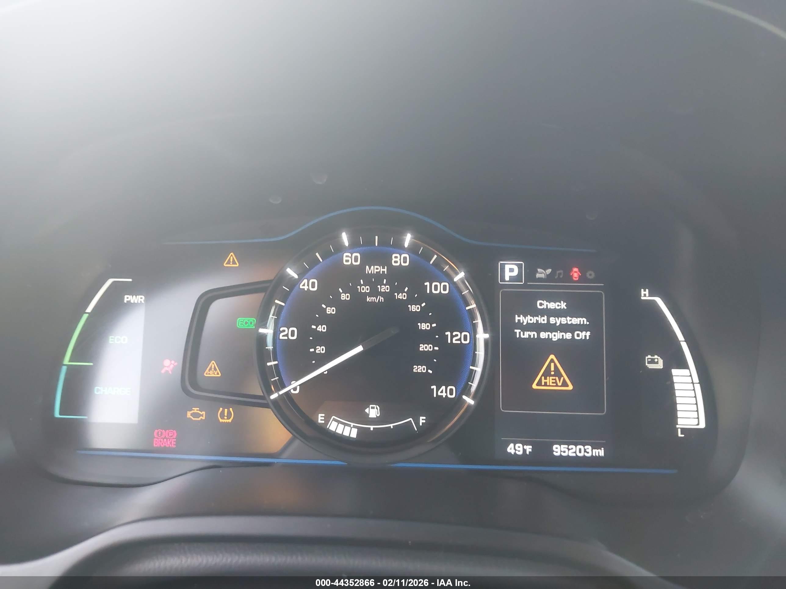 HYUNDAI IONIQ image 7