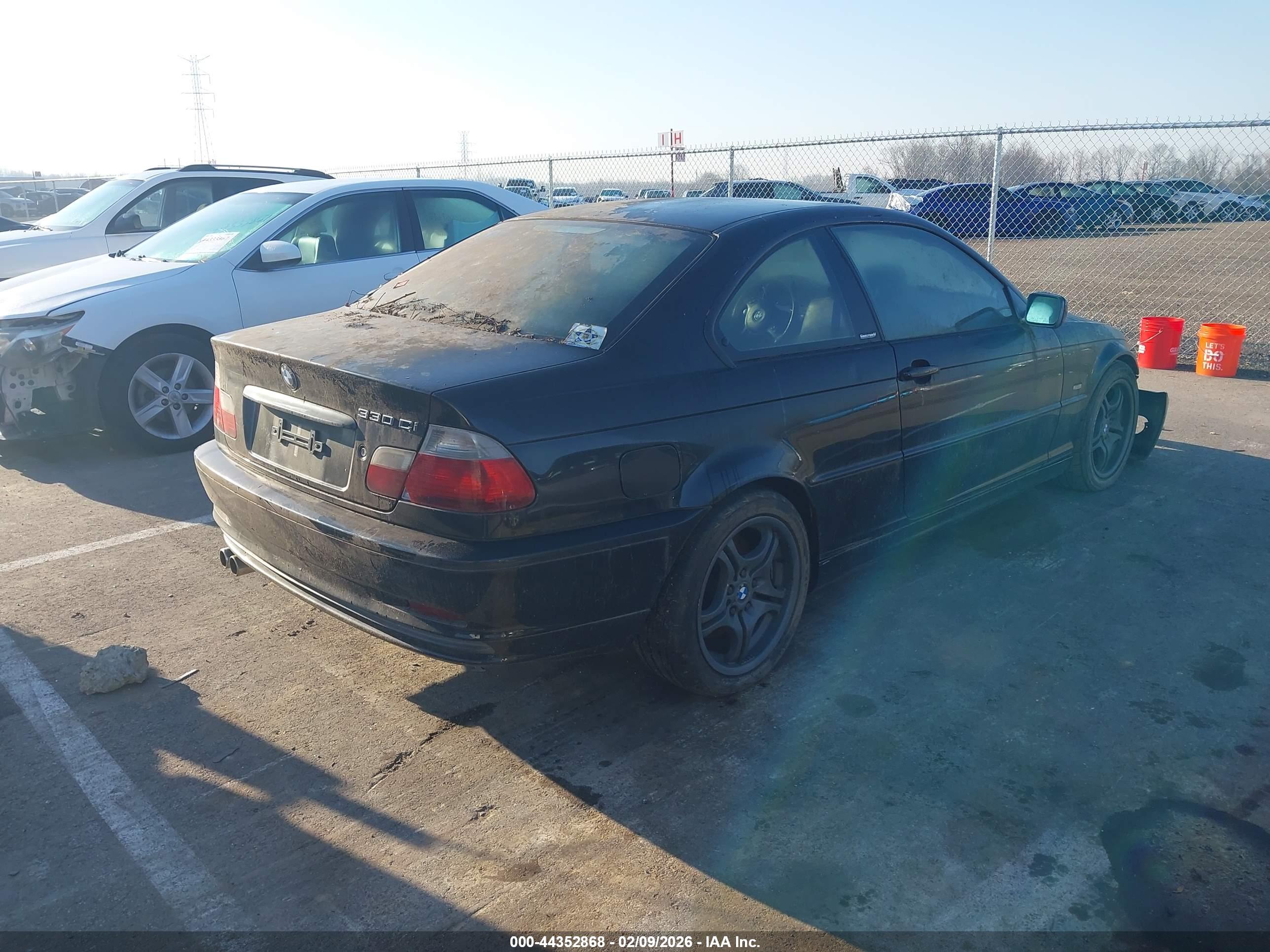 BMW 330CI image 4