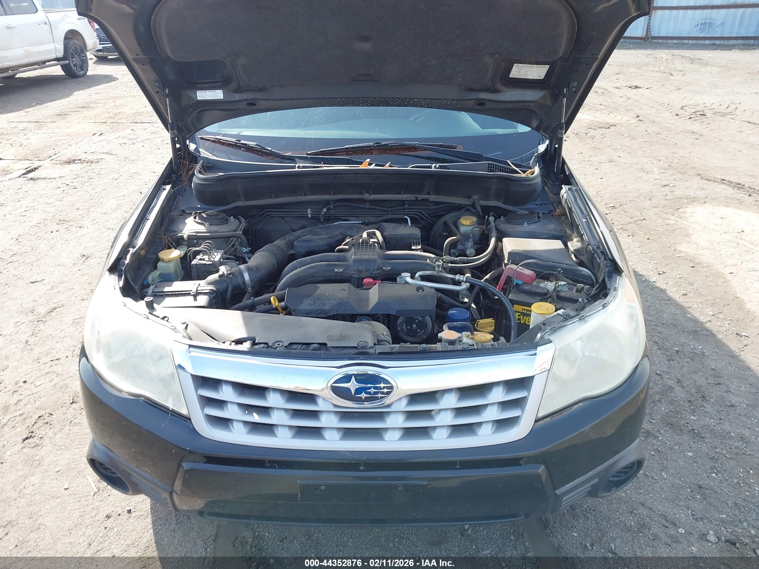 SUBARU FORESTER image 10