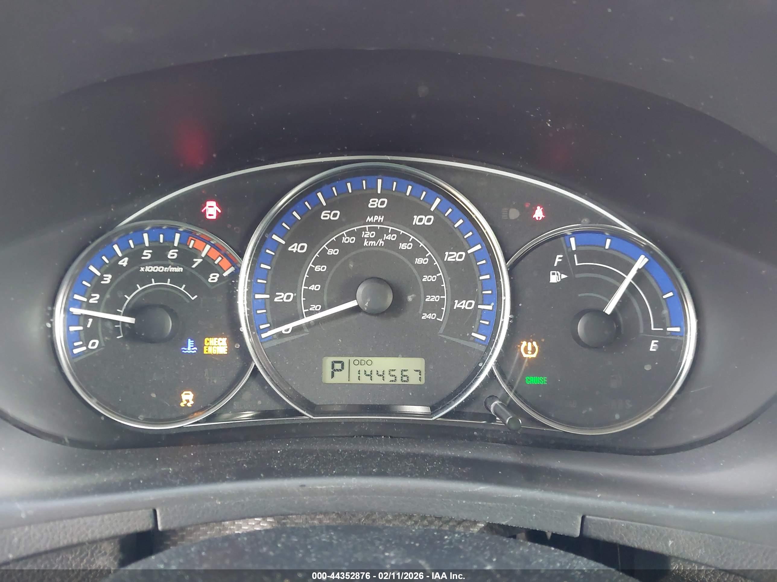 SUBARU FORESTER image 7