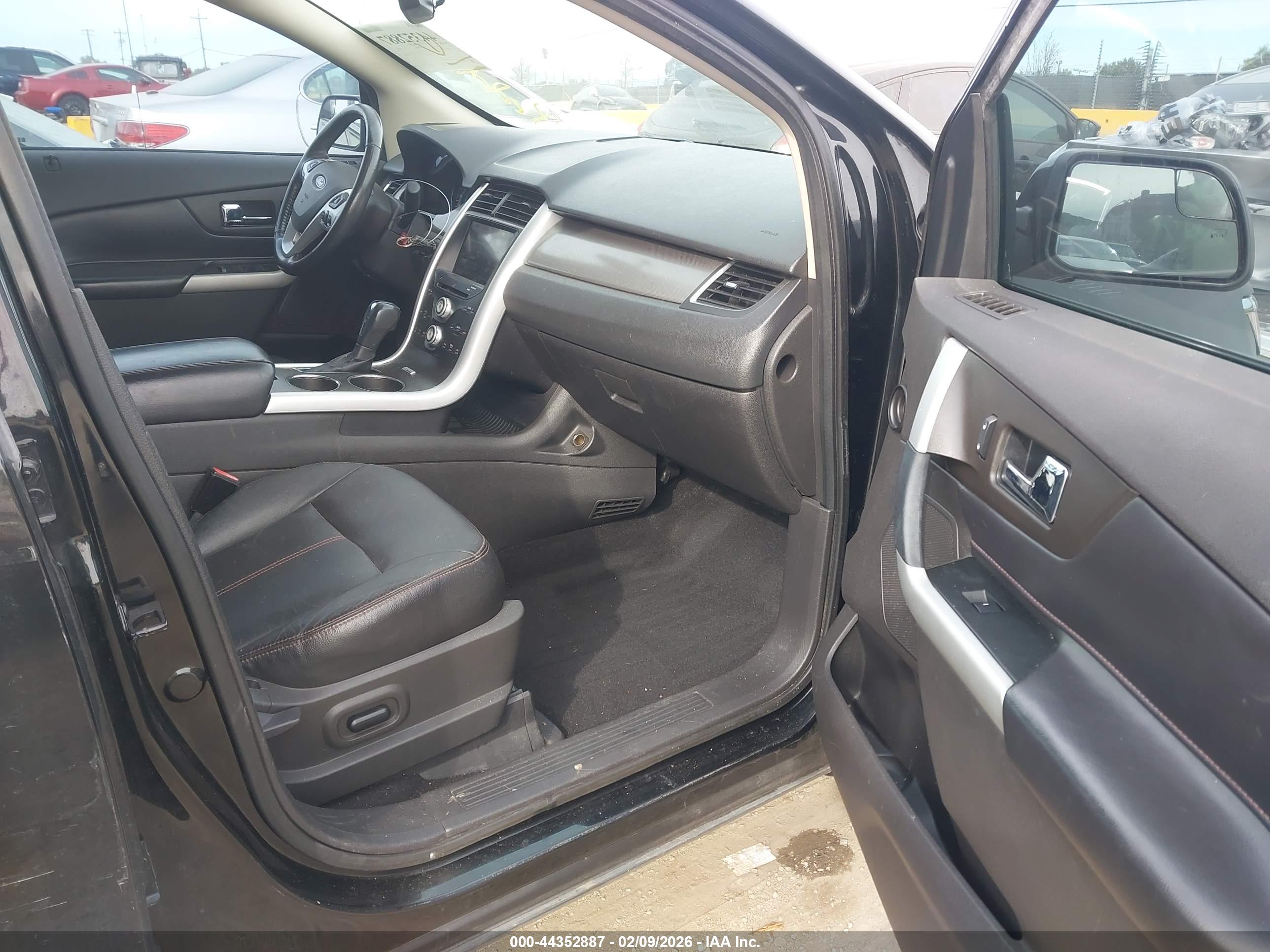 FORD EDGE image 5