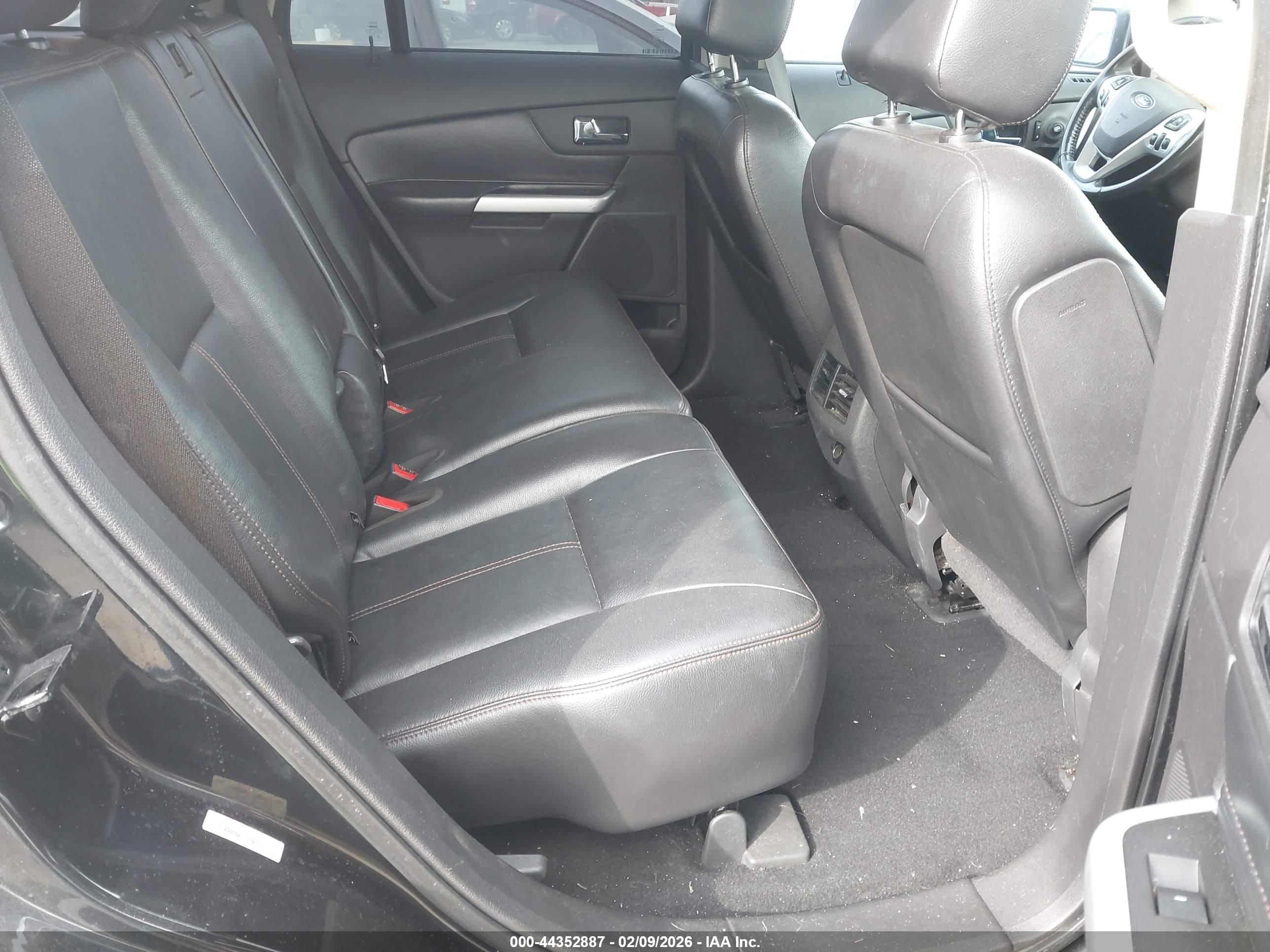 FORD EDGE image 8