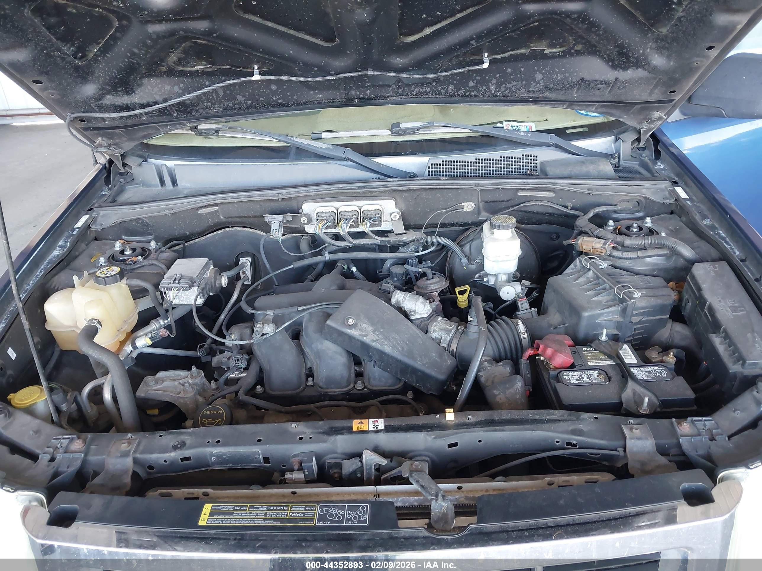 FORD ESCAPE image 10