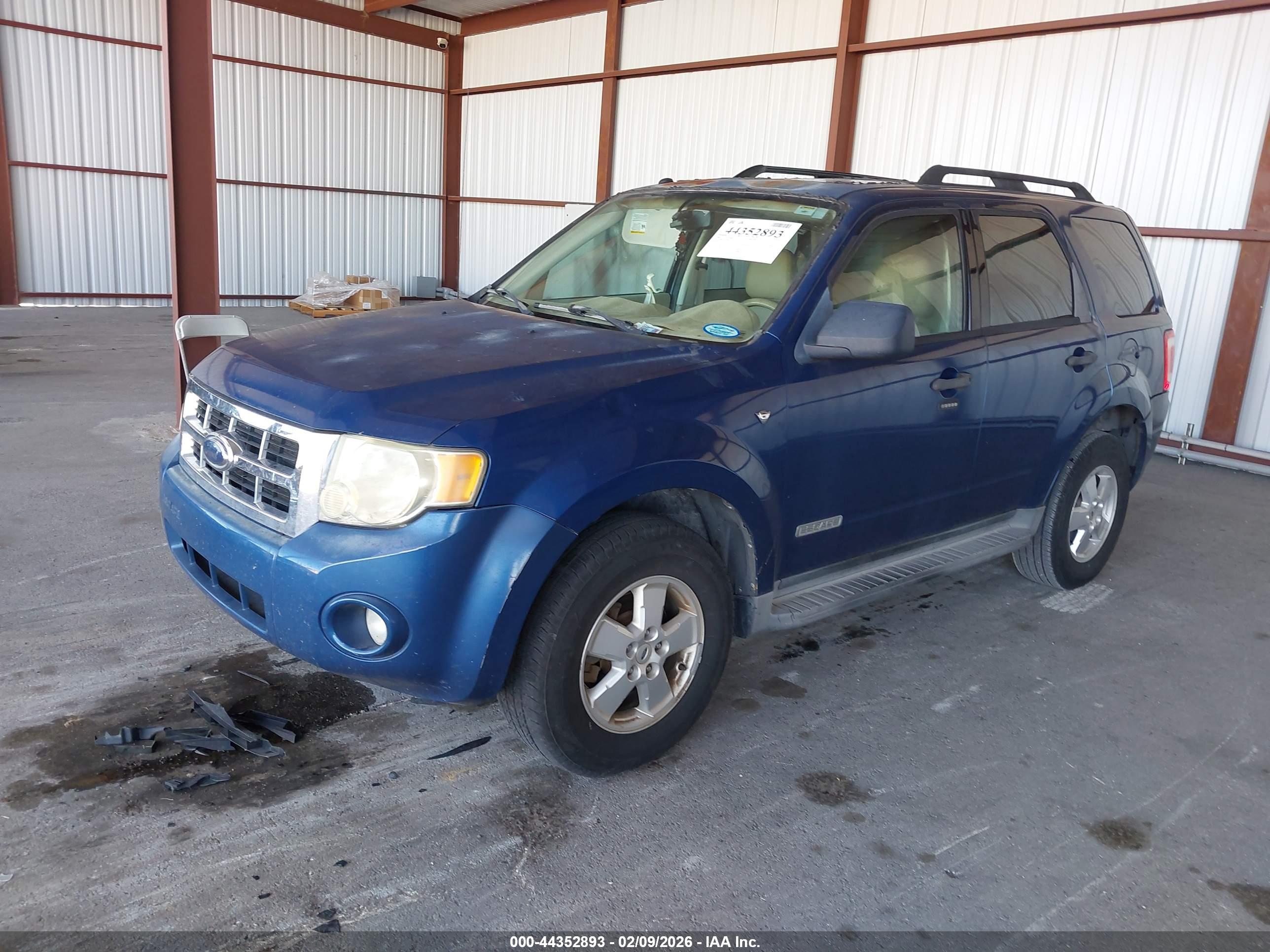 FORD ESCAPE image 2