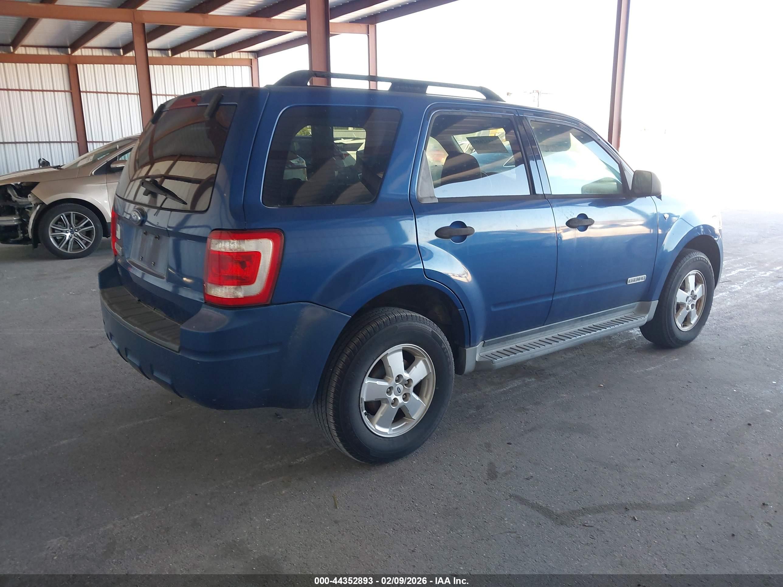 FORD ESCAPE image 4