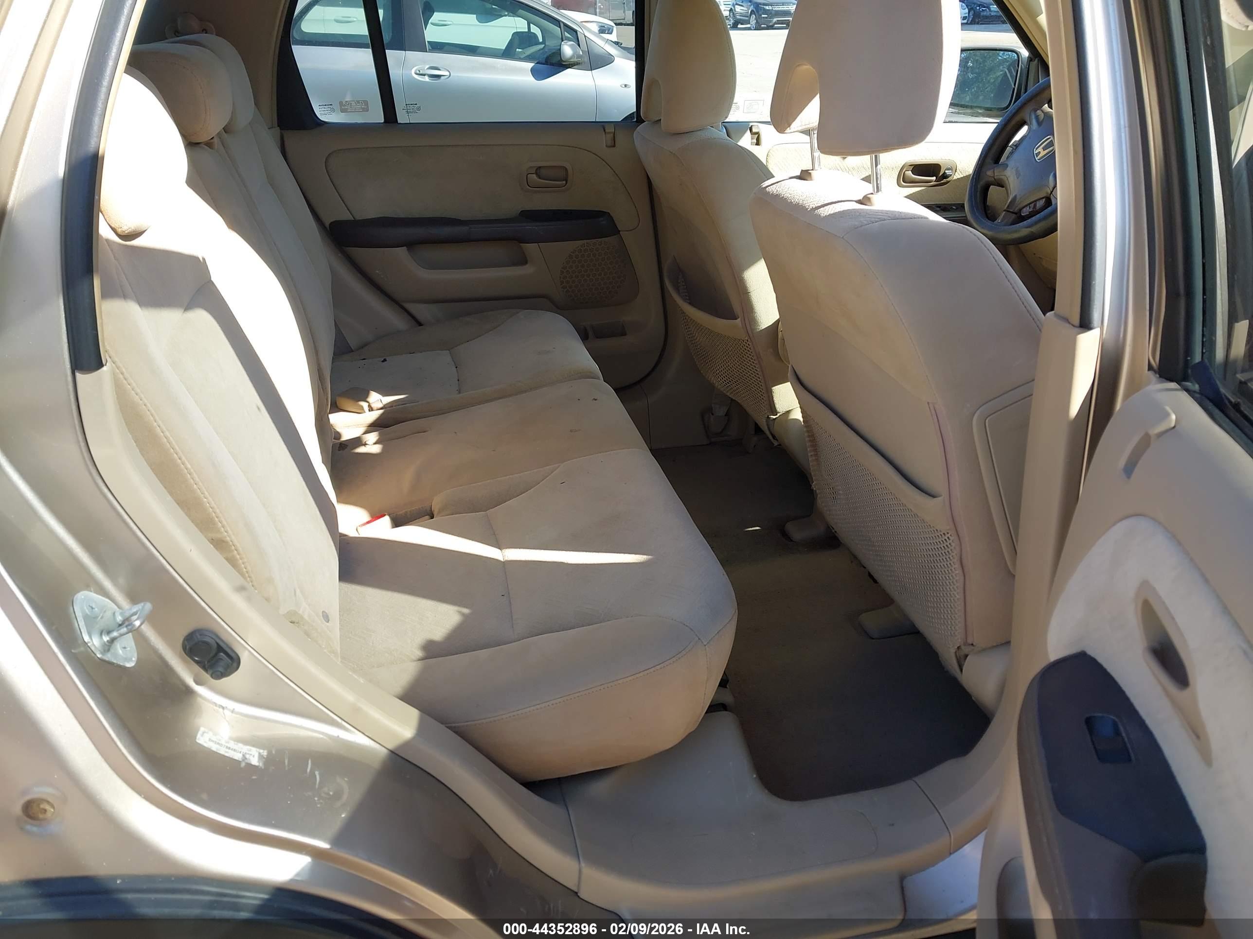 HONDA CR-V image 8