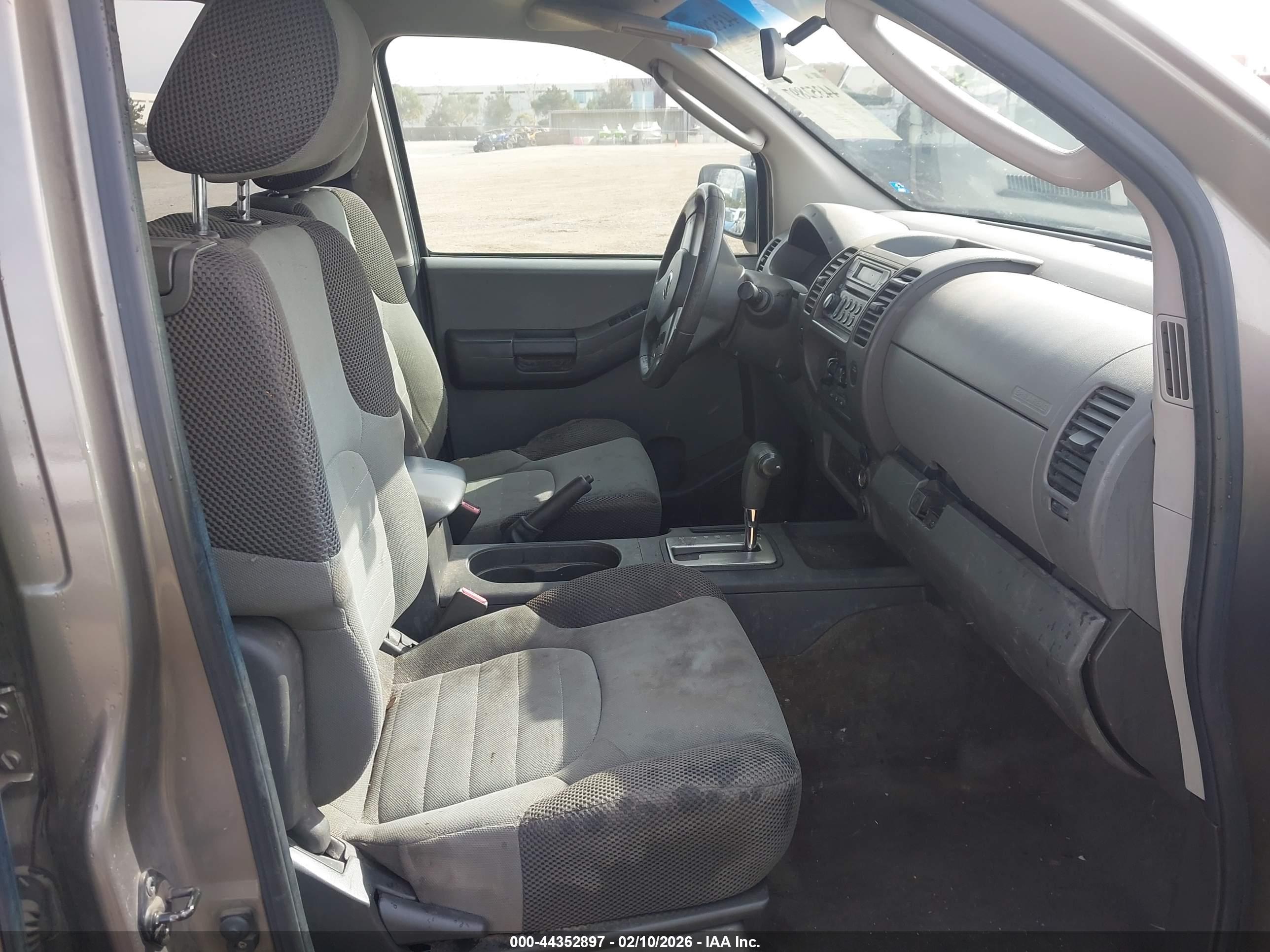 NISSAN XTERRA image 5