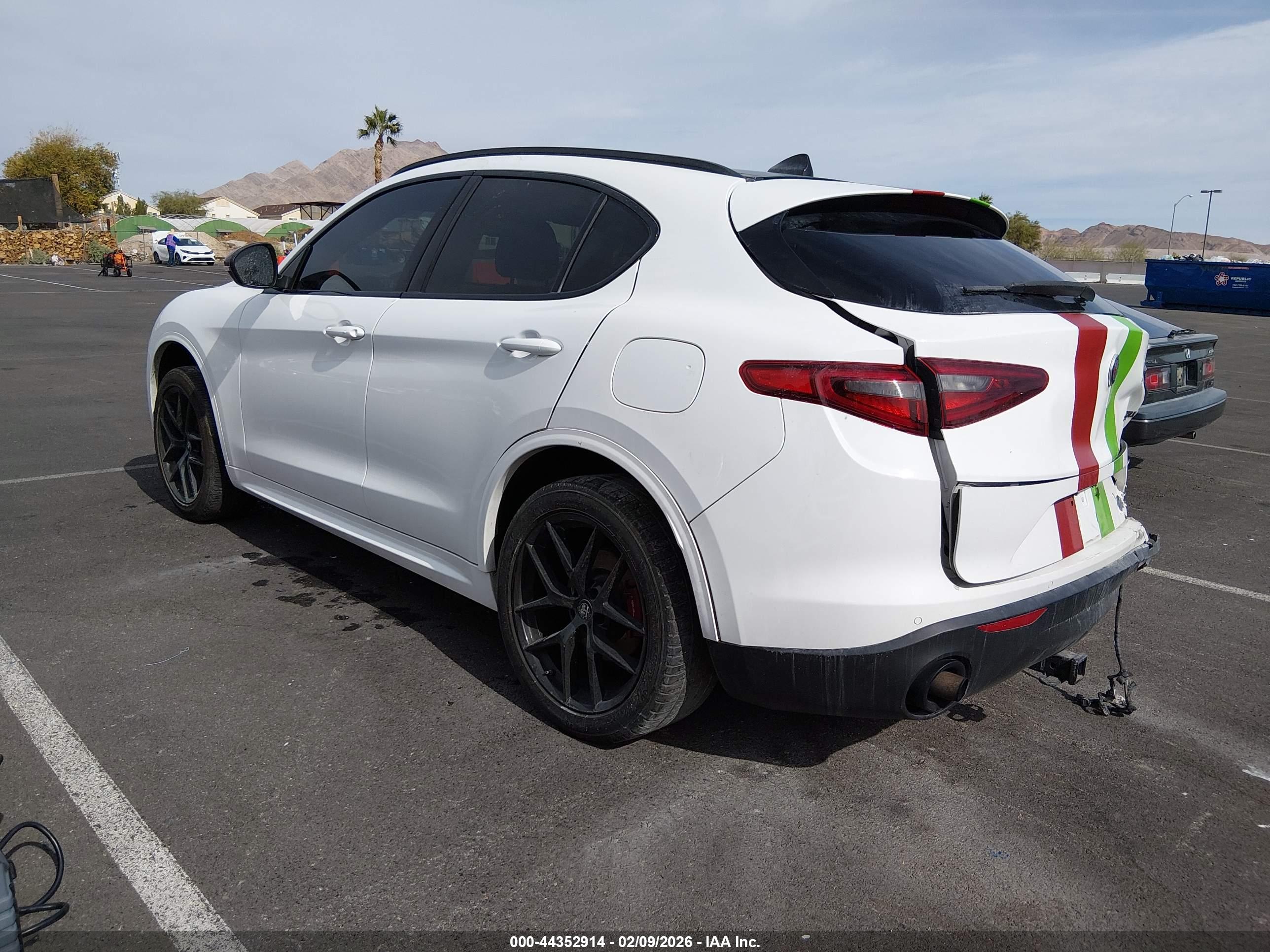 ALFA ROMEO image 3