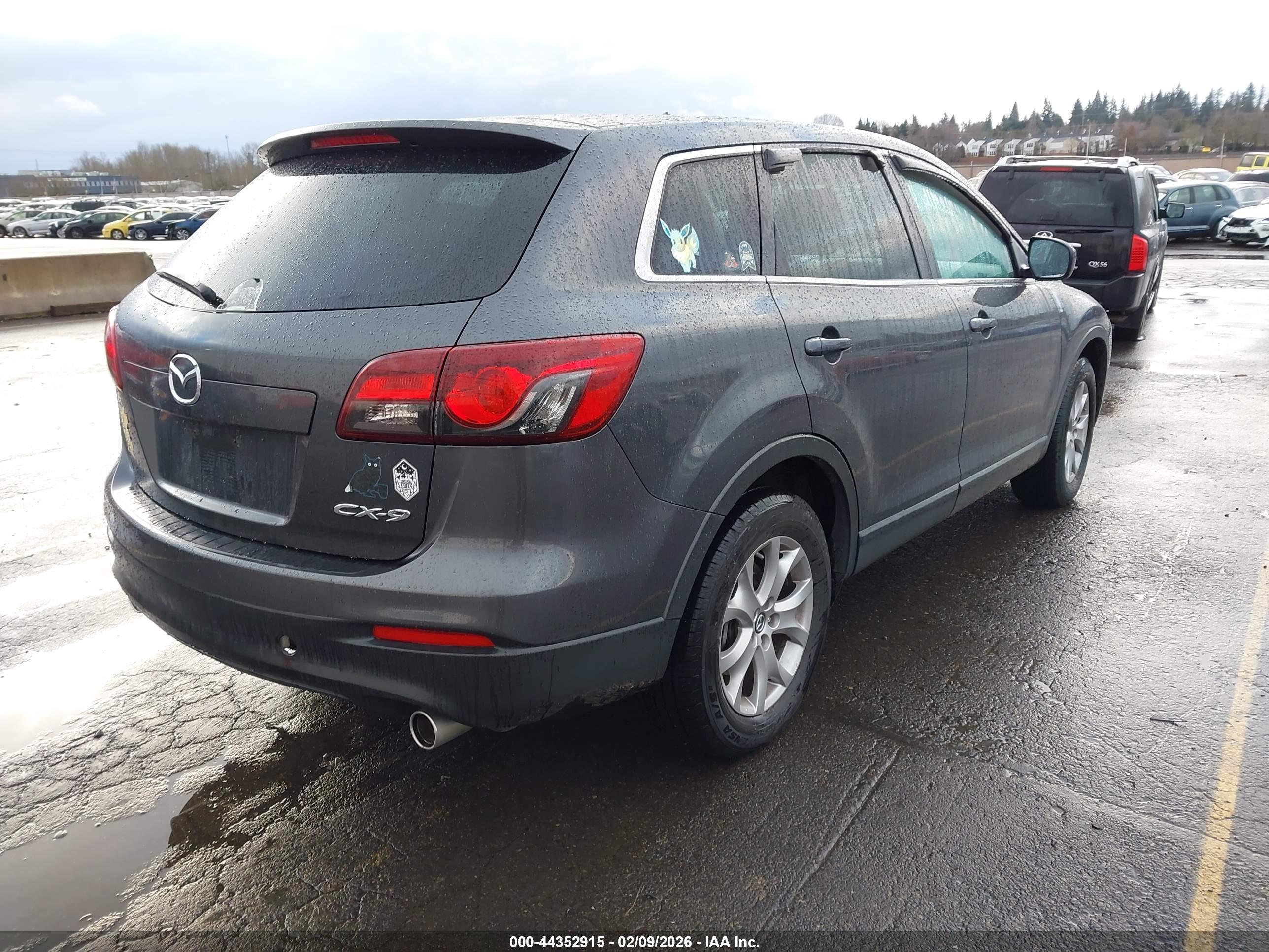 MAZDA CX-9 image 4