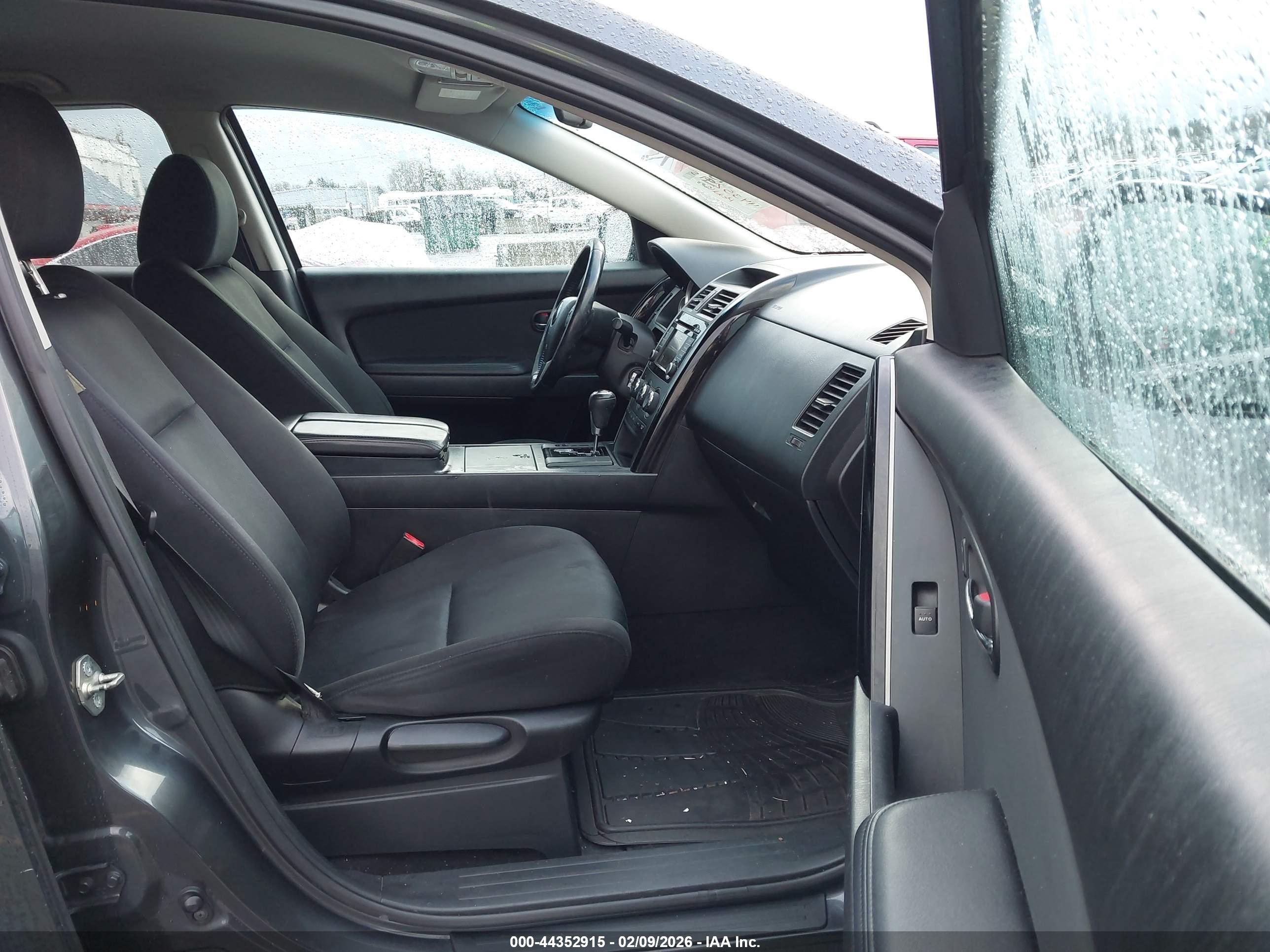 MAZDA CX-9 image 5
