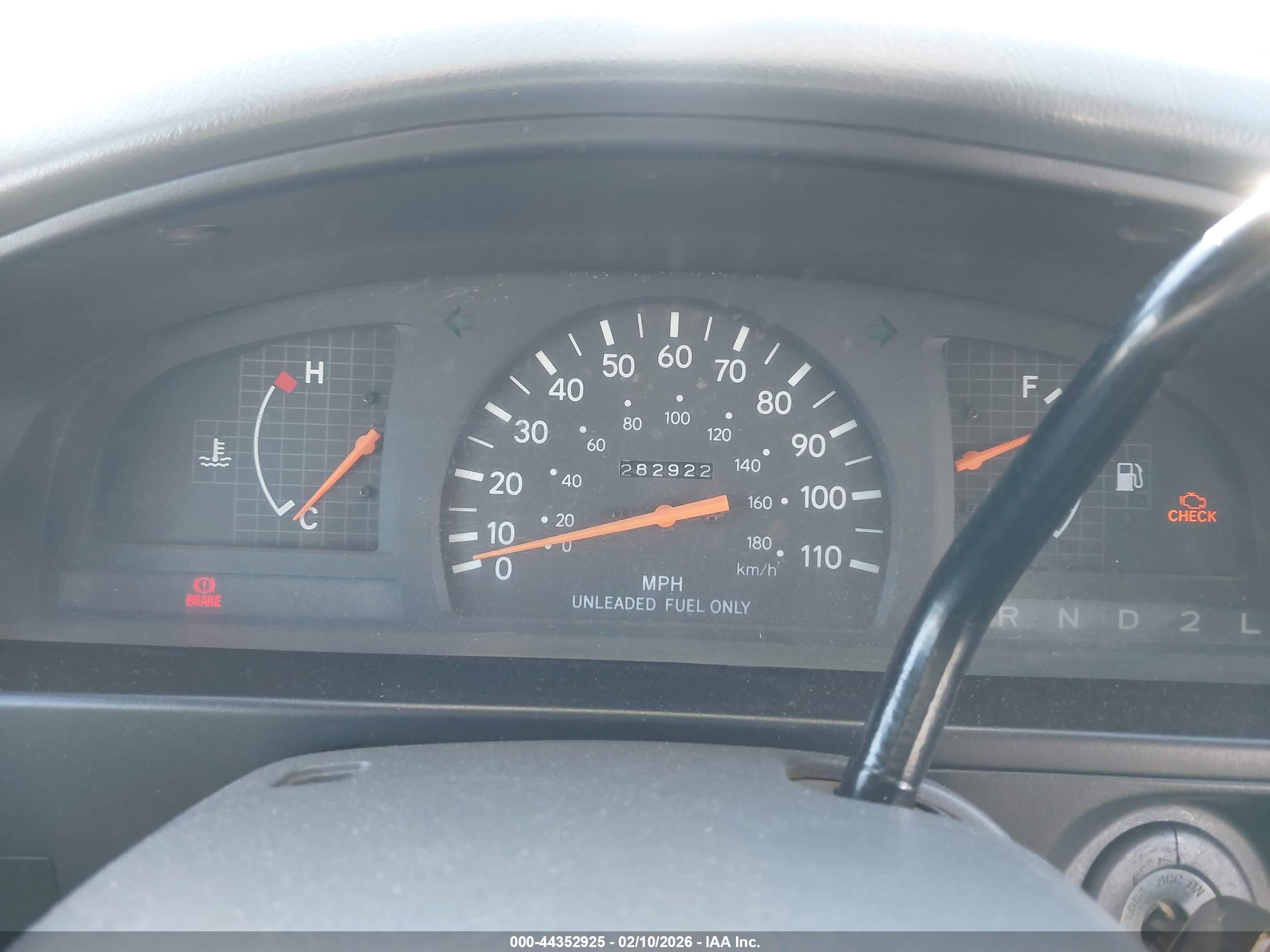 TOYOTA TACOMA image 7
