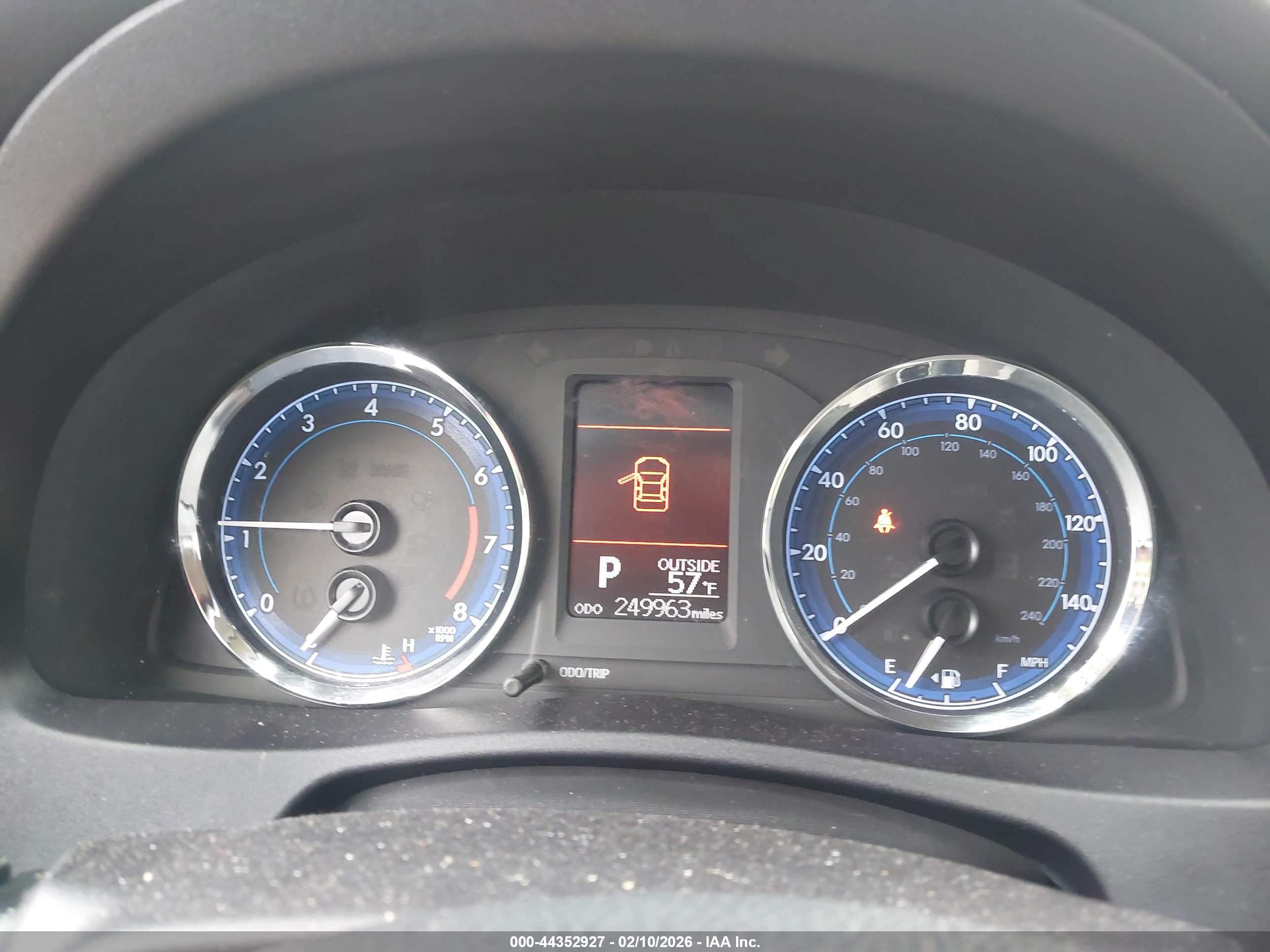 TOYOTA COROLLA image 7