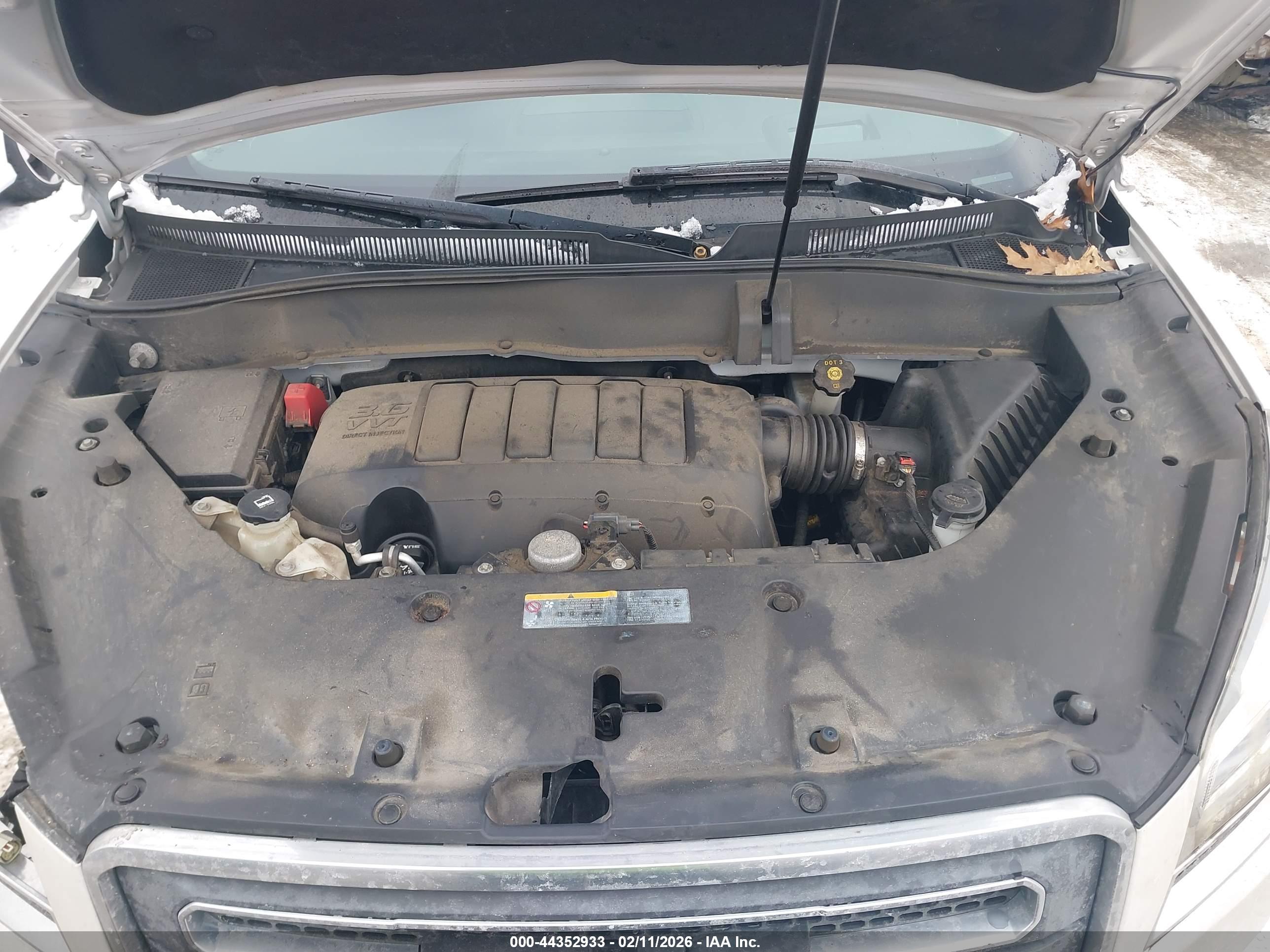 GMC ACADIA image 10