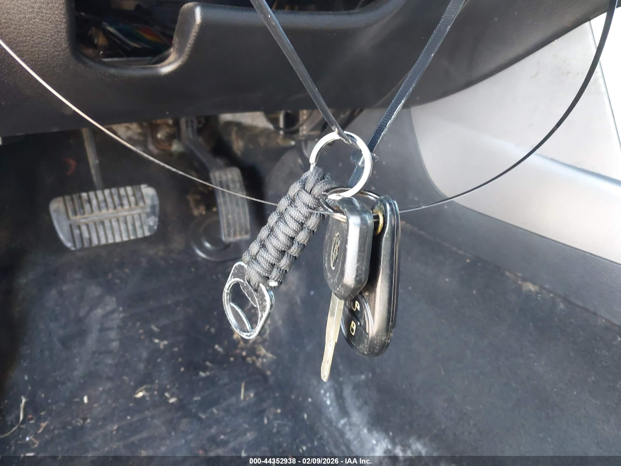SUBARU FORESTER image 11